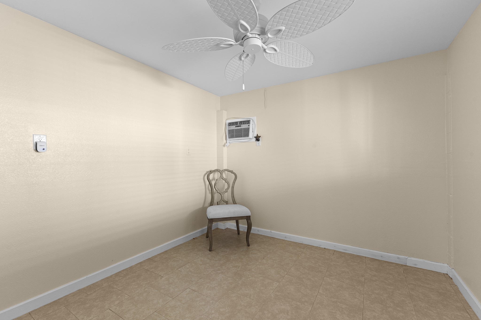 66 Tarpon Street Property Photo 25