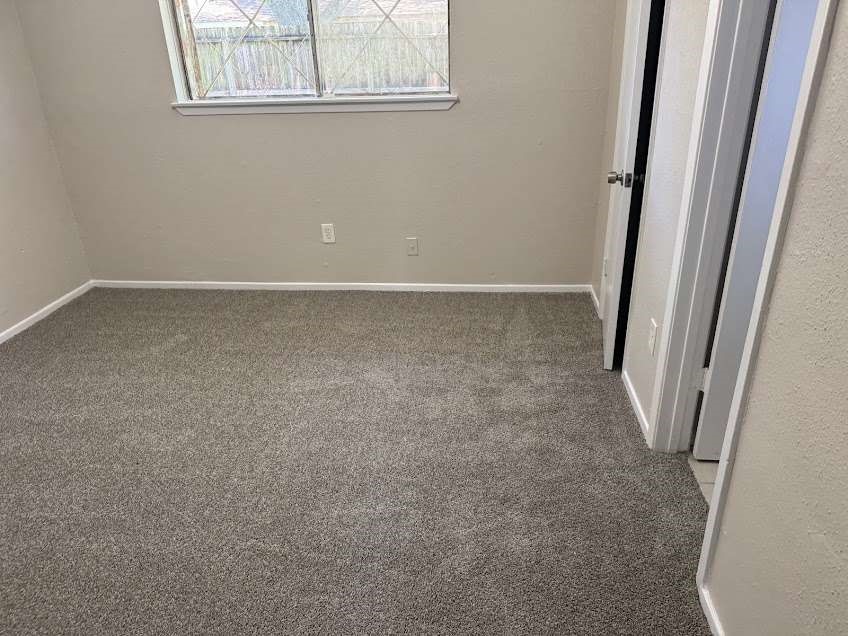 4931 E Ridge Creek Drive Property Photo 8