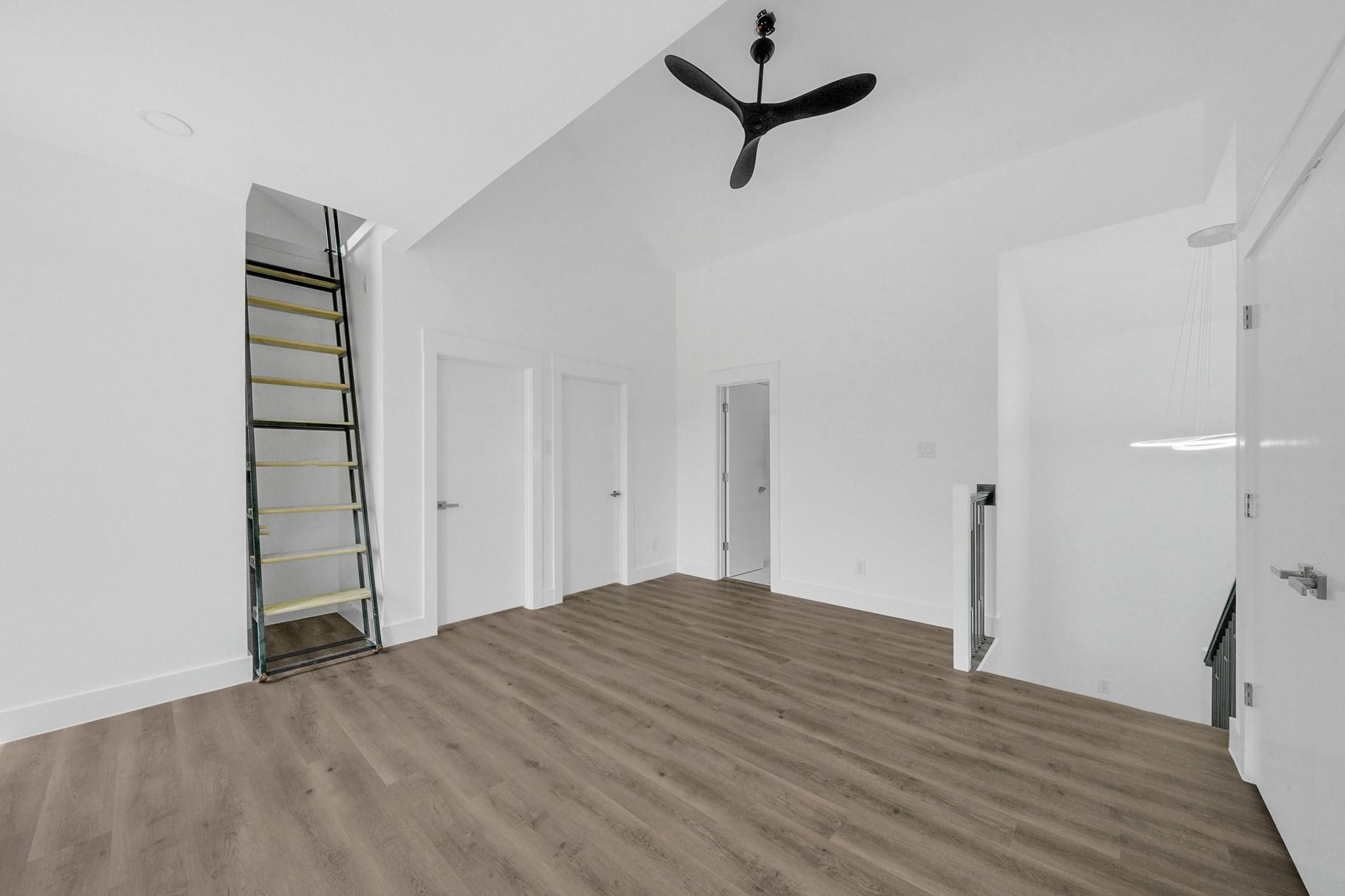 4816 Creekmont Drive Property Photo 13