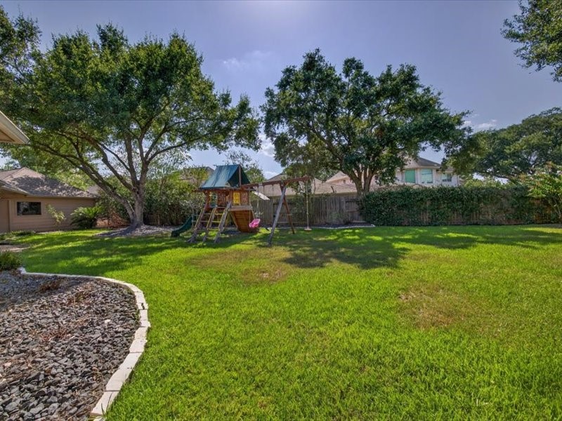 202 W Larah Lane Property Photo 26
