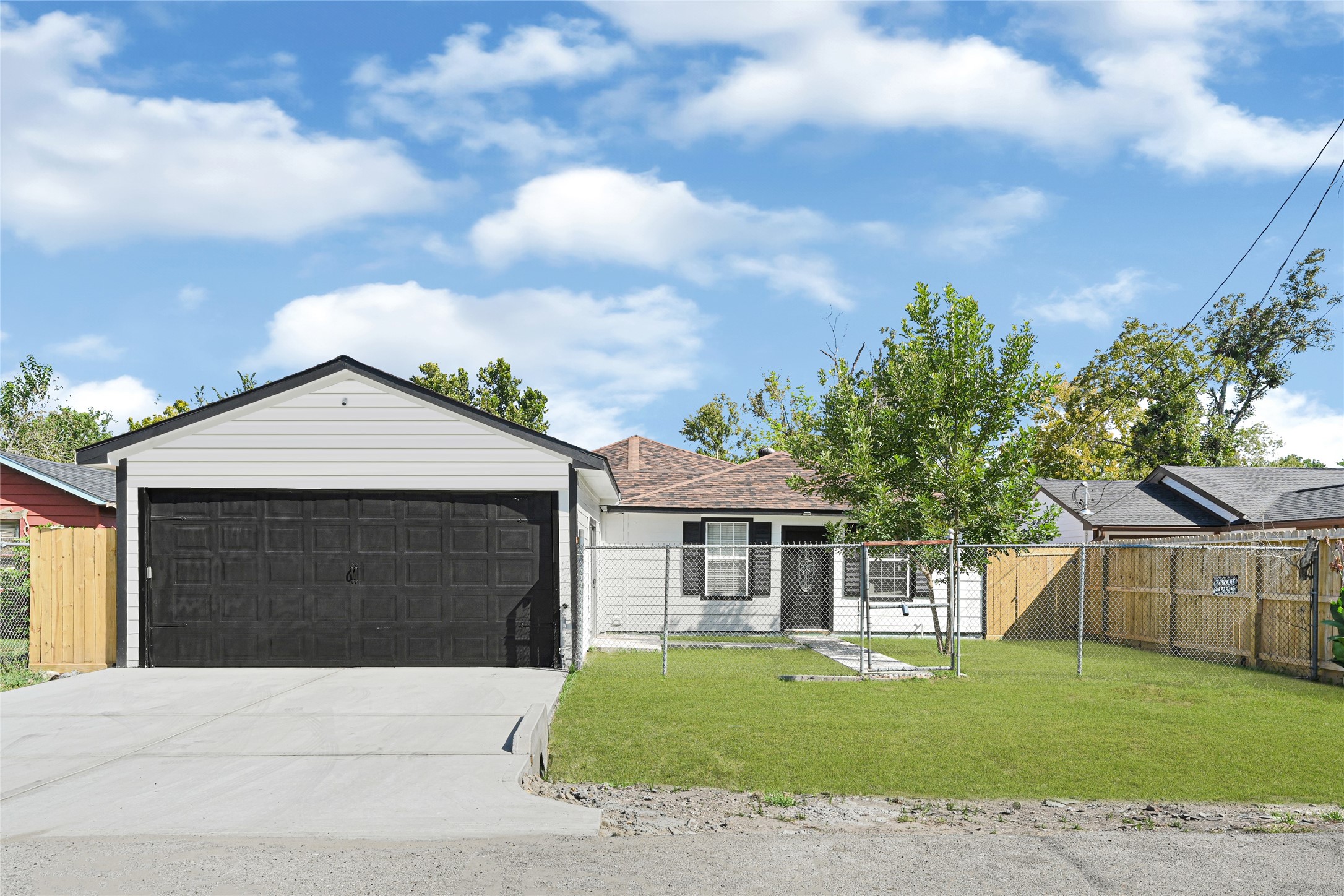 7625 Touchstone Street Property Photo 1