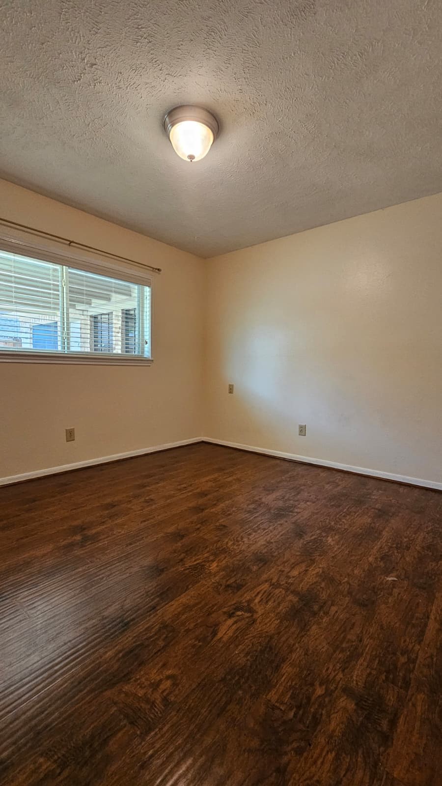 14819 Knightsway Drive Property Photo 13