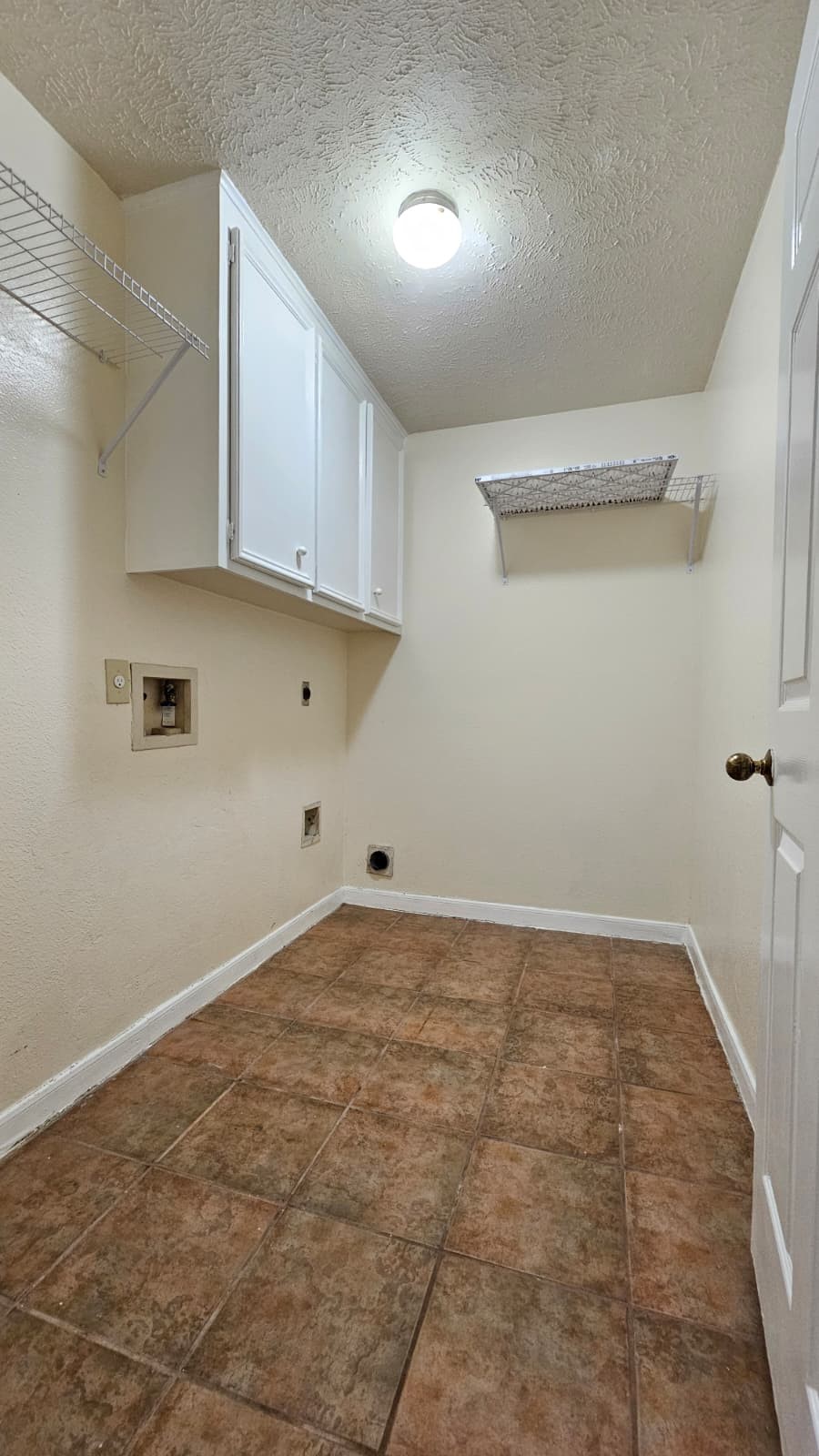 14819 Knightsway Drive Property Photo 18