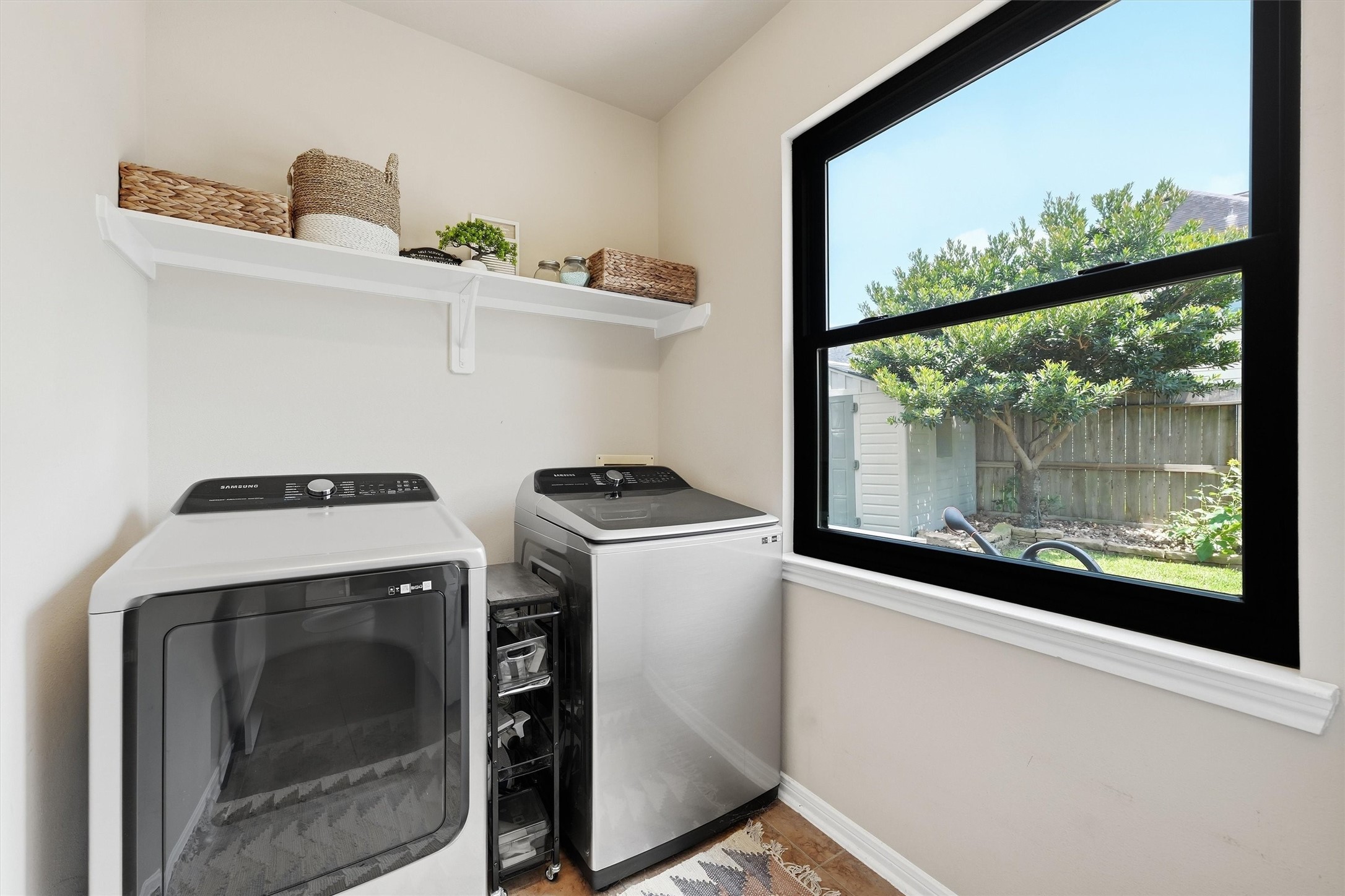 8515 Glenn Leigh Drive Property Photo 26