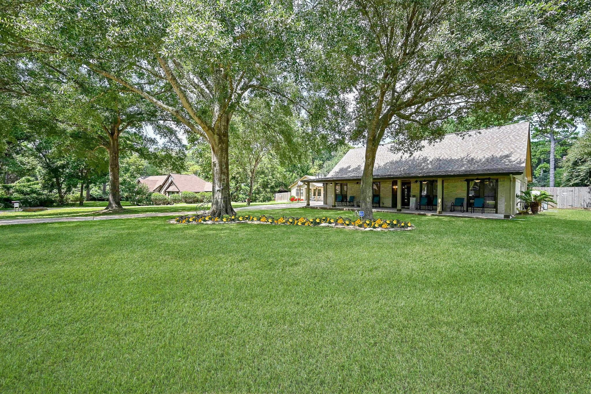 18910 Chickadee Lane Property Photo 3