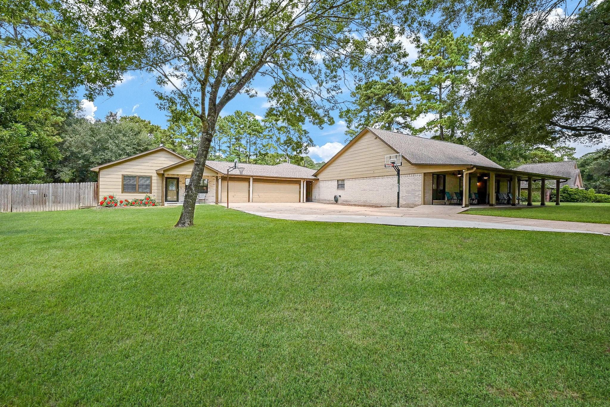 18910 Chickadee Lane Property Photo 4