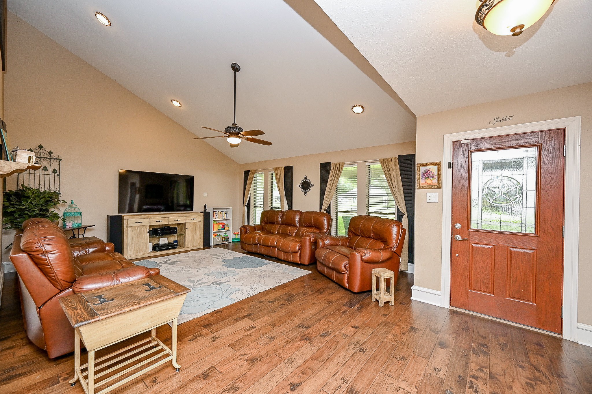 18910 Chickadee Lane Property Photo 7