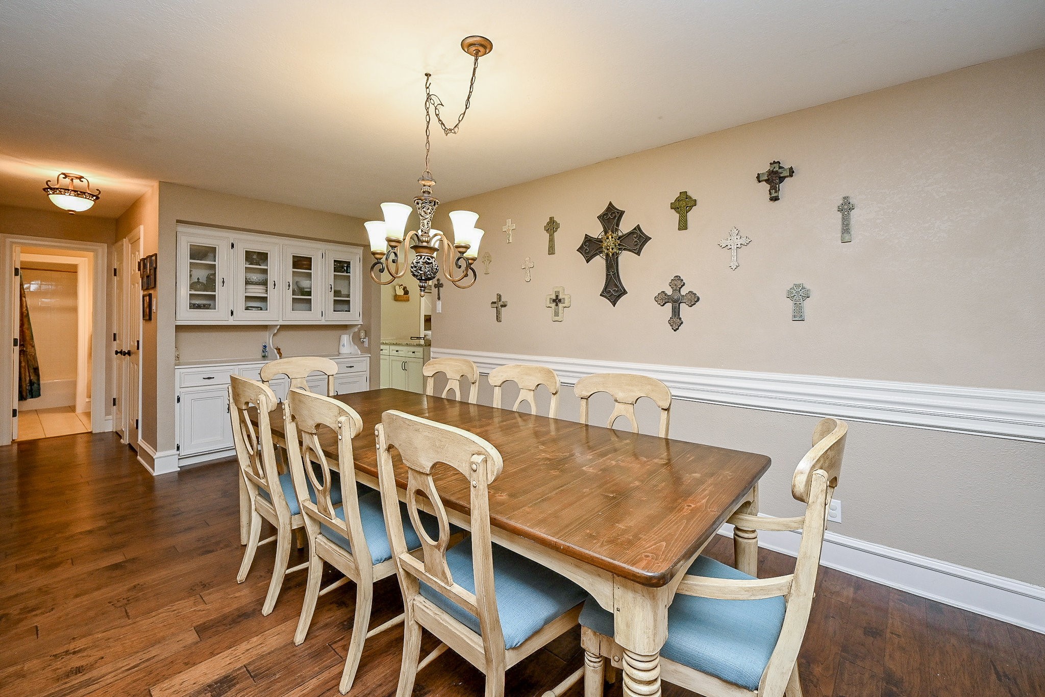 18910 Chickadee Lane Property Photo 11