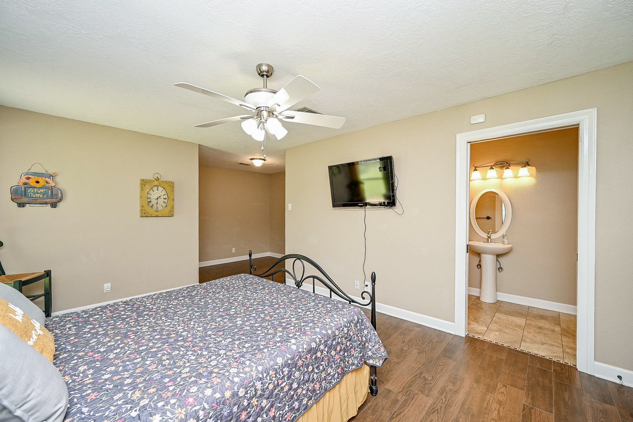 18910 Chickadee Lane Property Photo 27