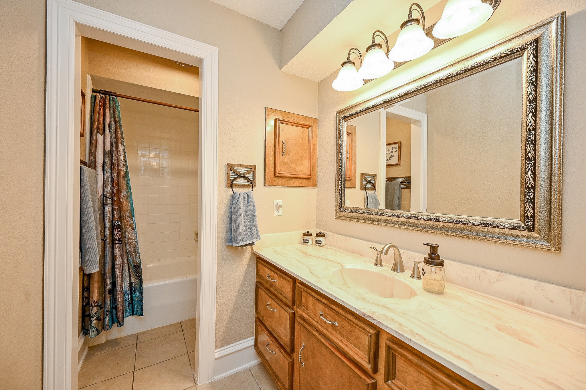 18910 Chickadee Lane Property Photo 32