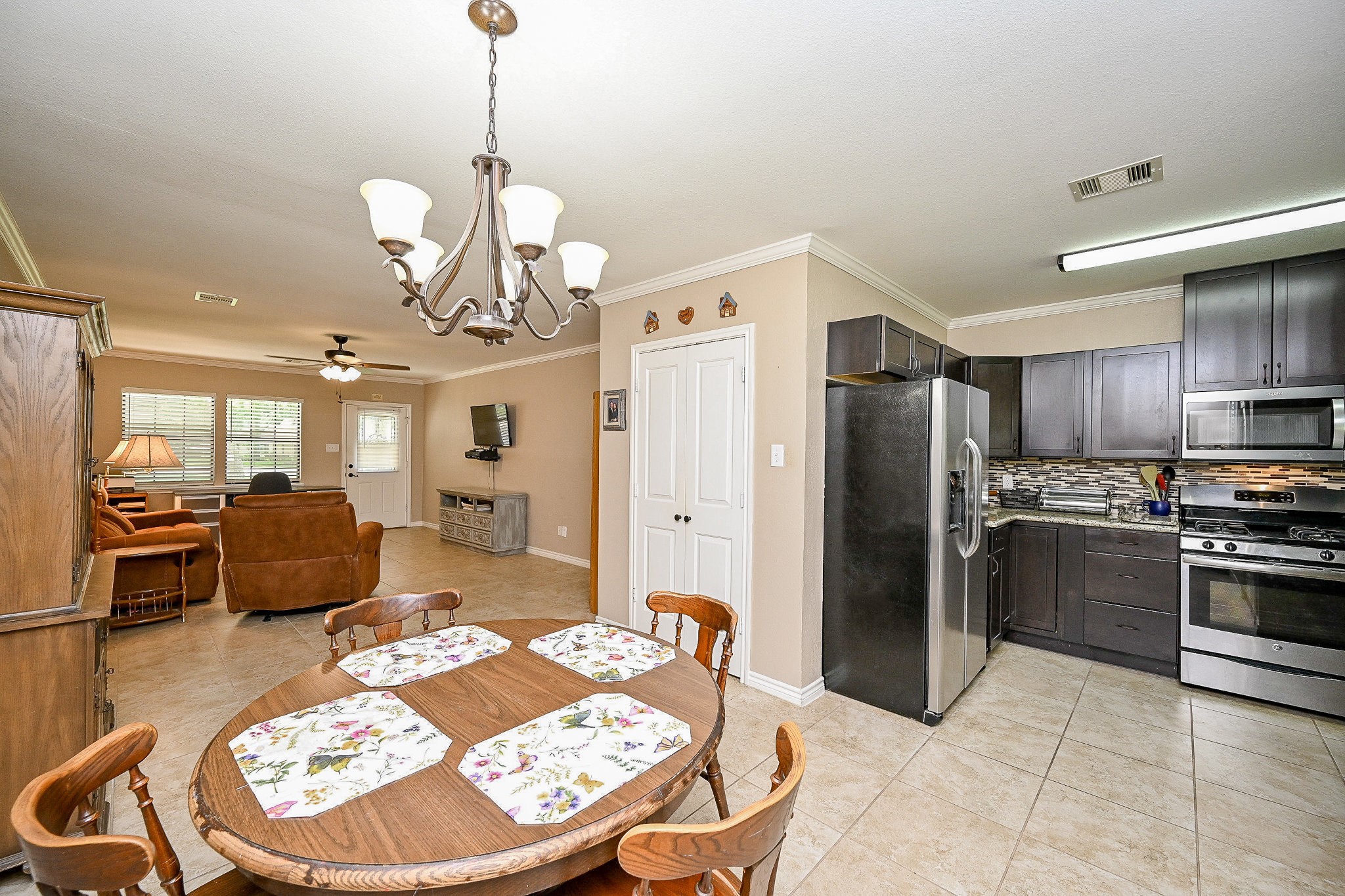 18910 Chickadee Lane Property Photo 40