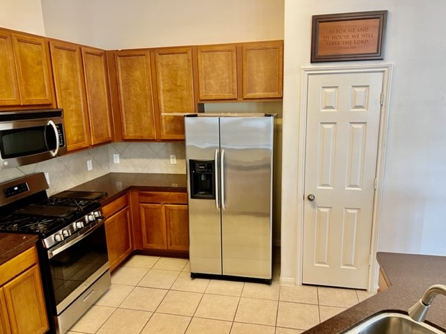 25114 Diamond Ranch Drive Property Photo 8
