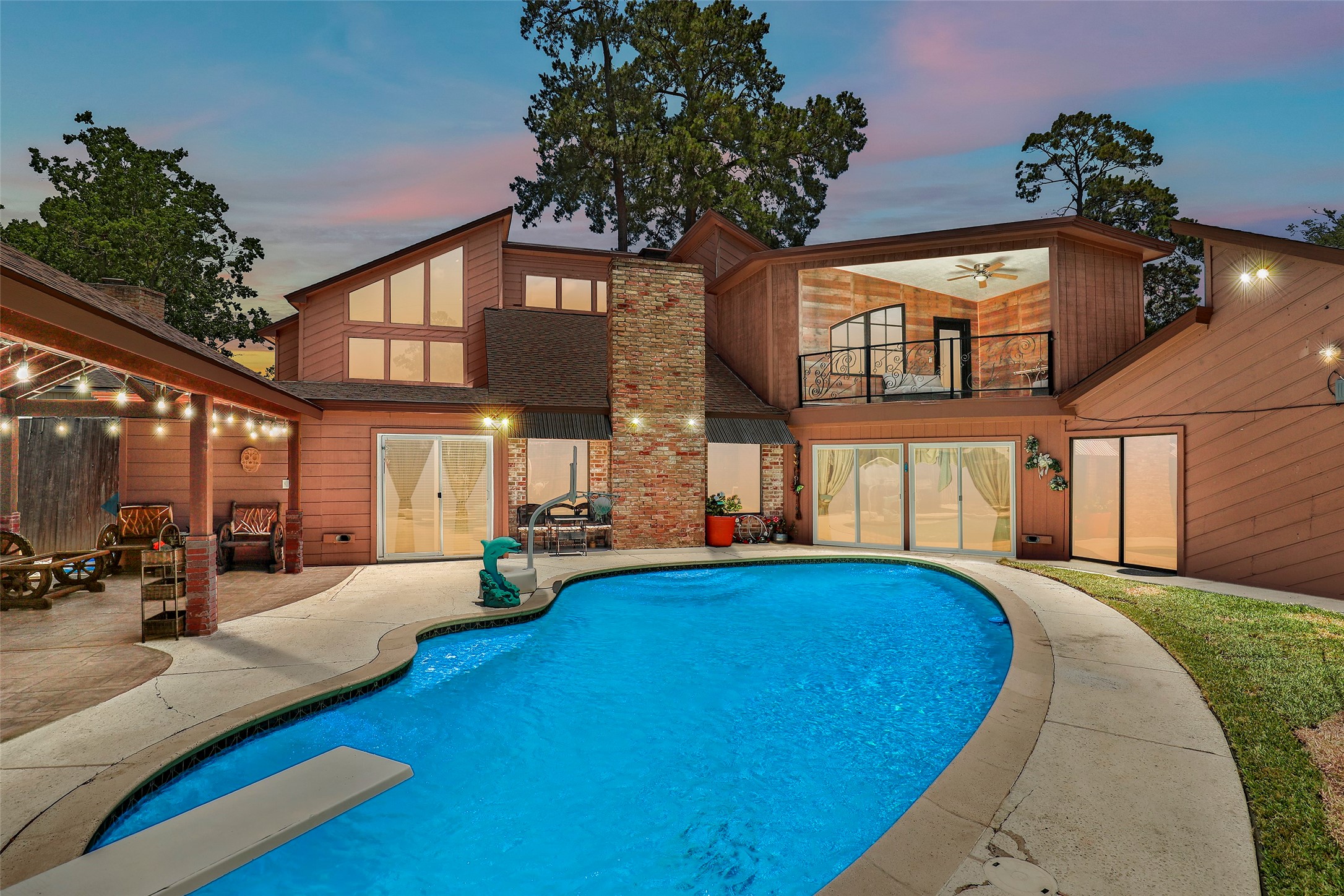 15703 Winding Moss Drive Property Photo 1