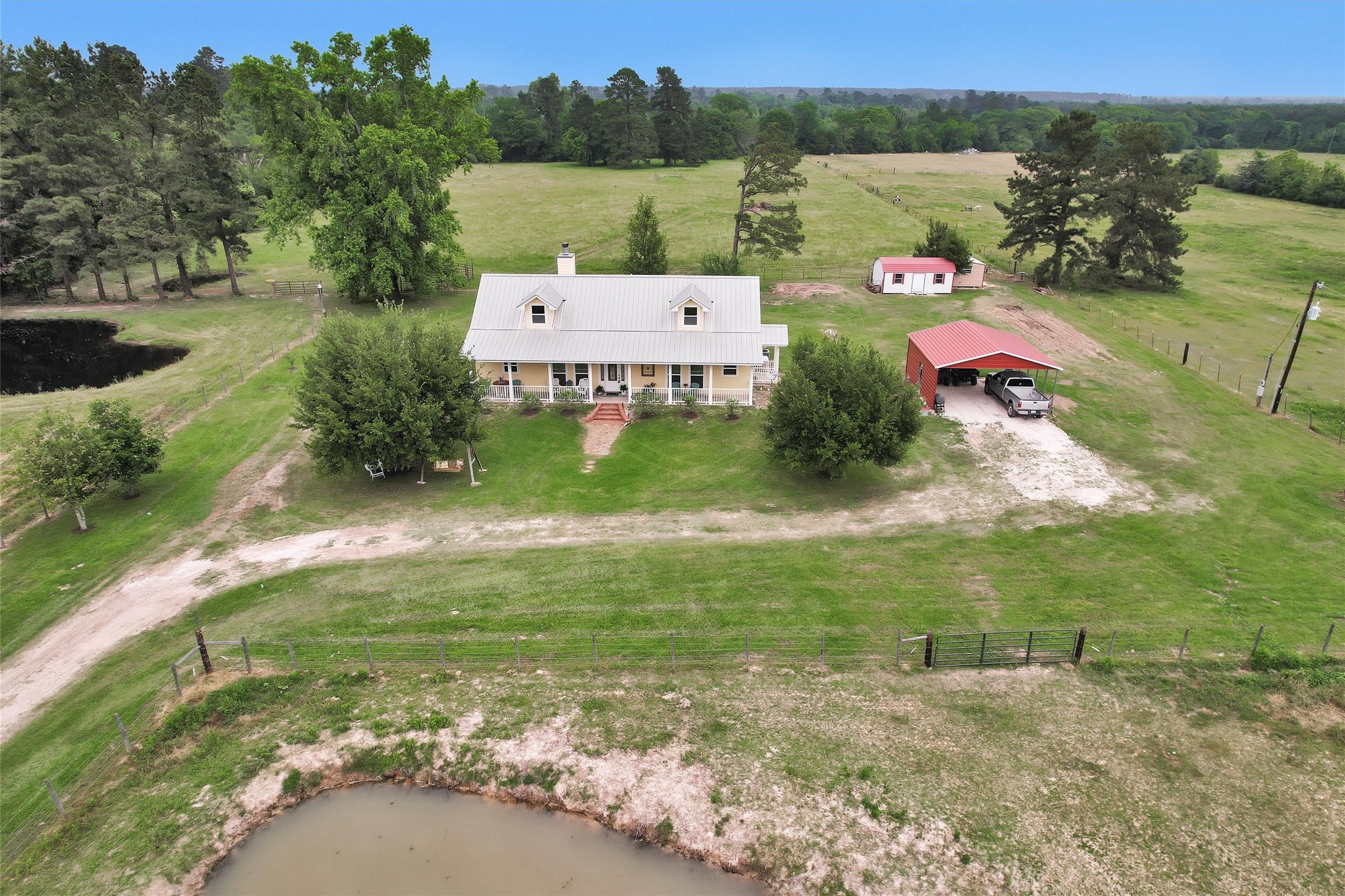 2955 Hogg Extension Property Photo 1