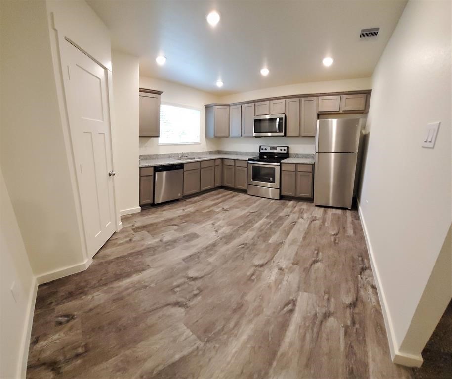 21155 Gosling Road 37 A-d Property Photo 5