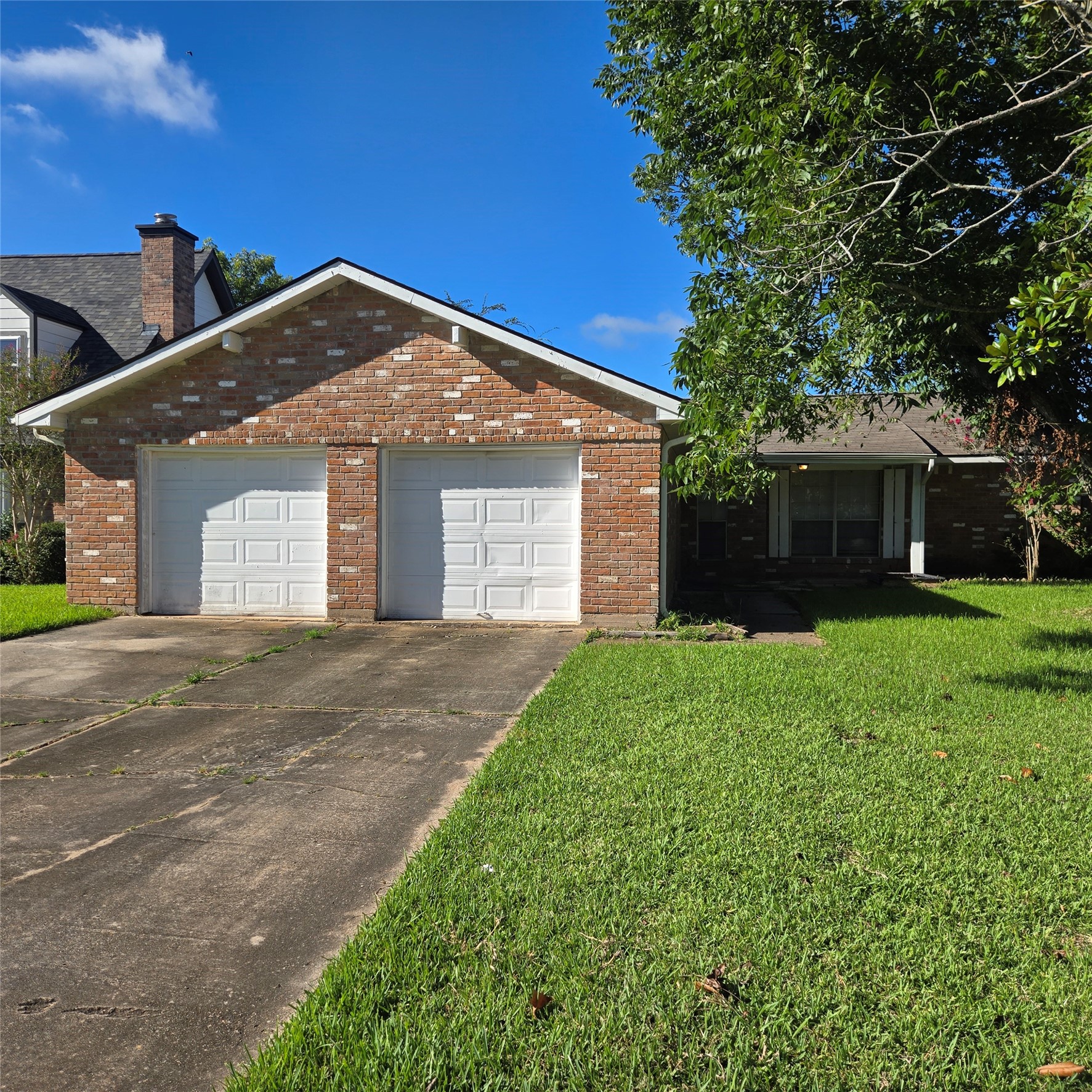 3046 Mosby Drive Property Photo 1