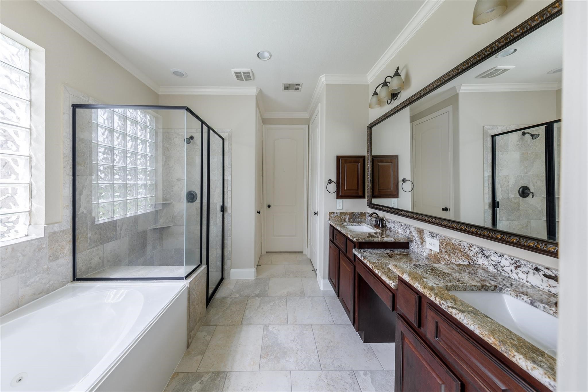 4911 Augusta Pointe Court Property Photo 16