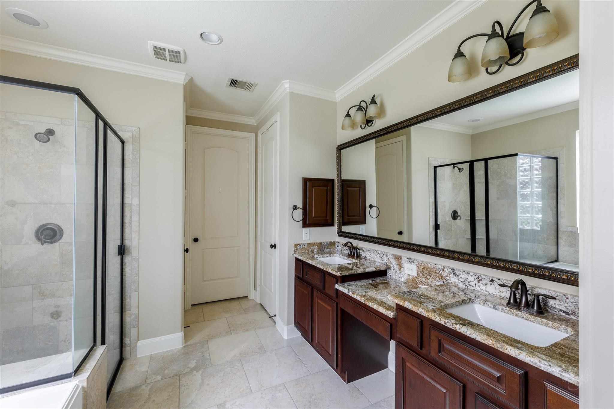 4911 Augusta Pointe Court Property Photo 18