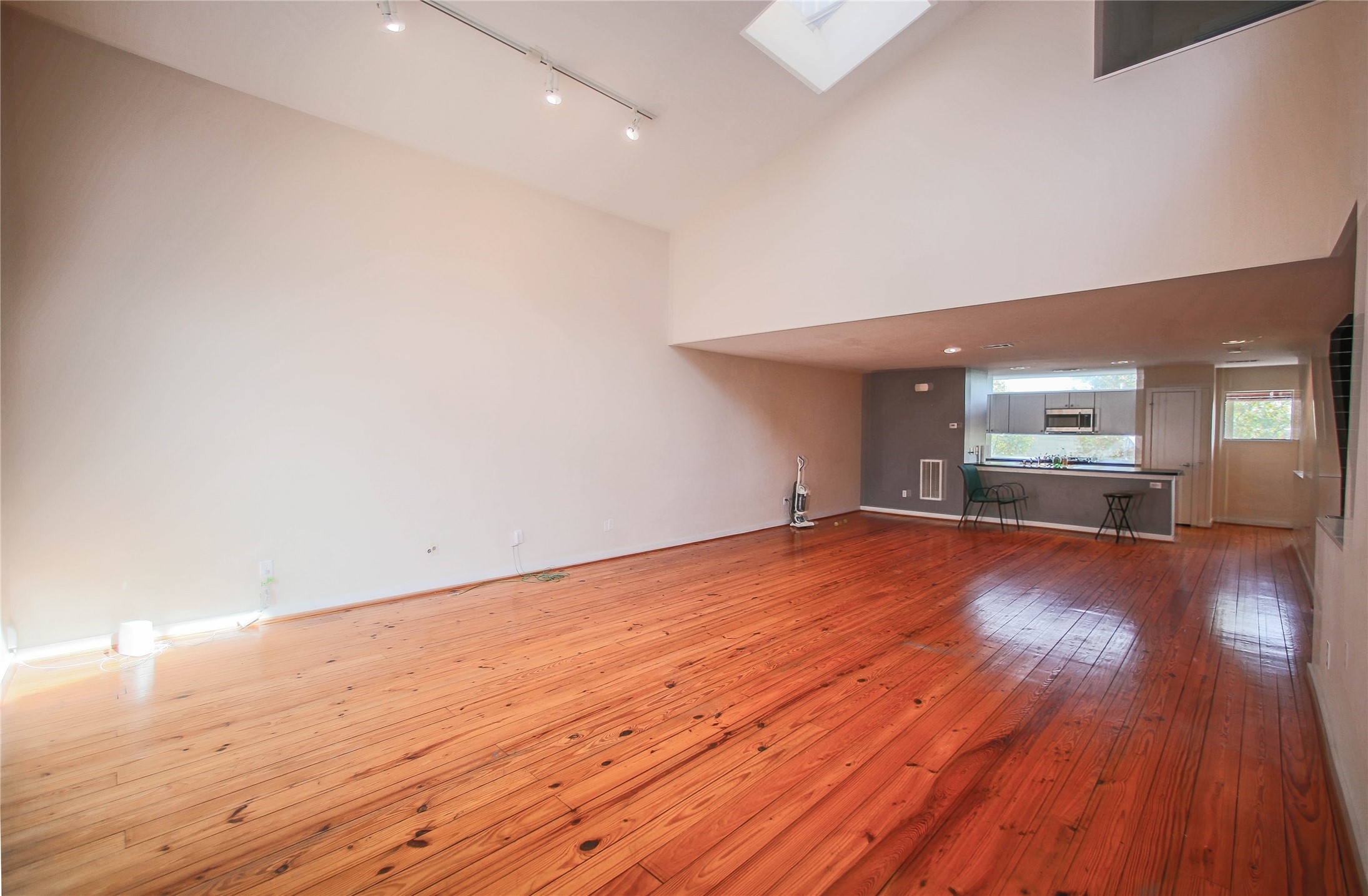 6913 Yellowstone Way Drive Property Photo 13
