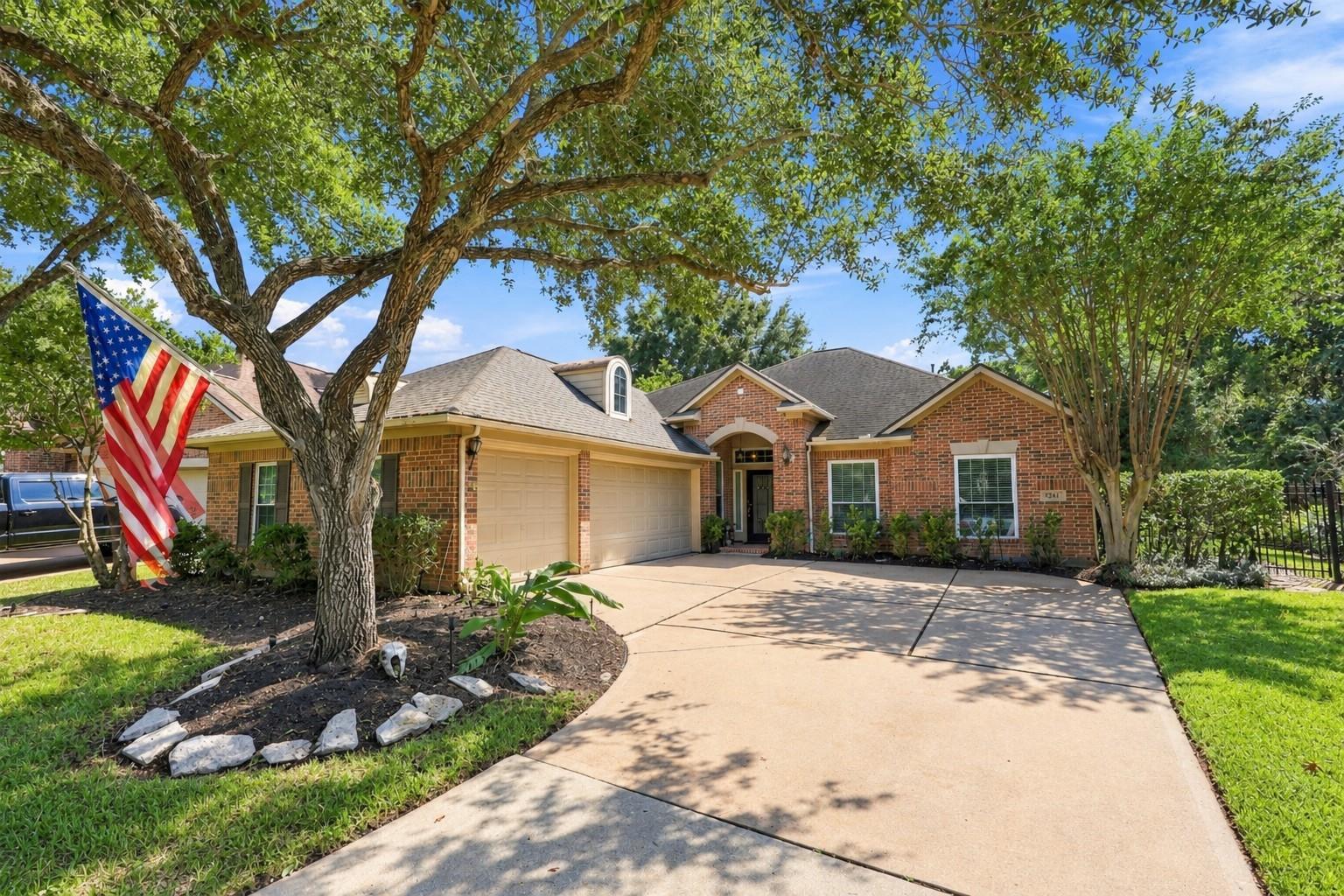 8742 Rippling Water Drive, Sugar Land Tx 77479 Property Photo 1