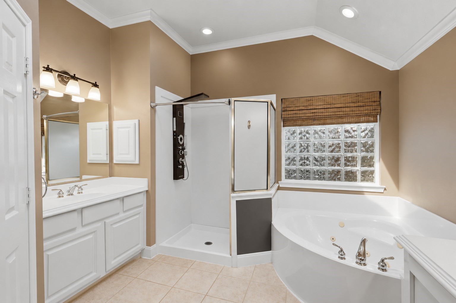 8742 Rippling Water Drive Property Photo 15