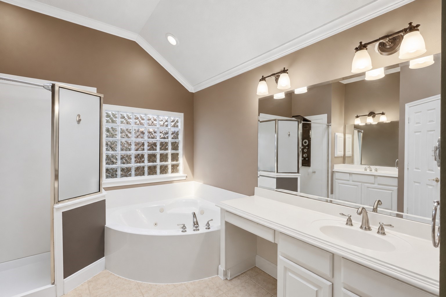 8742 Rippling Water Drive Property Photo 16