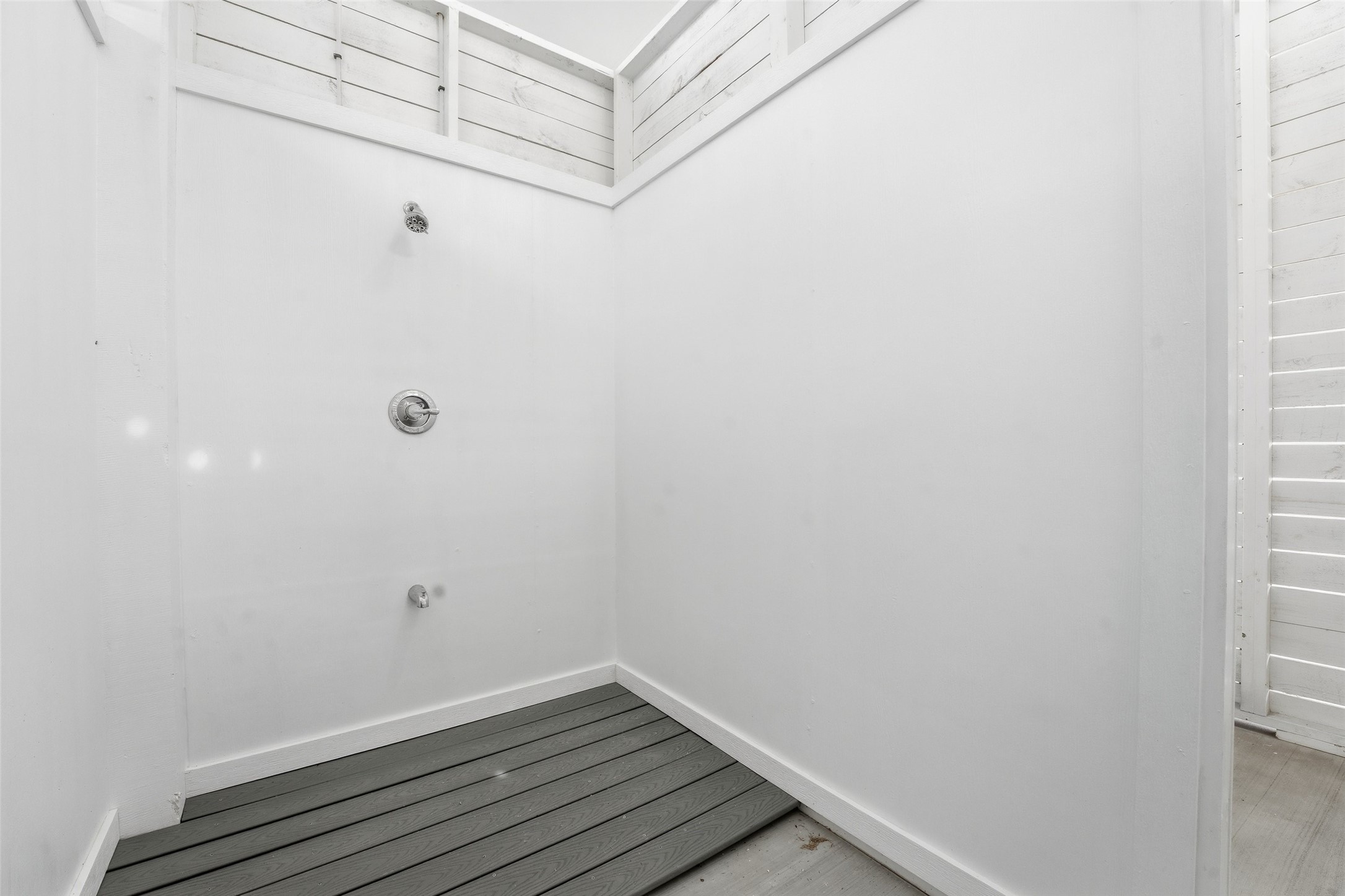 25935 Bay Breeze Drive Property Photo 36