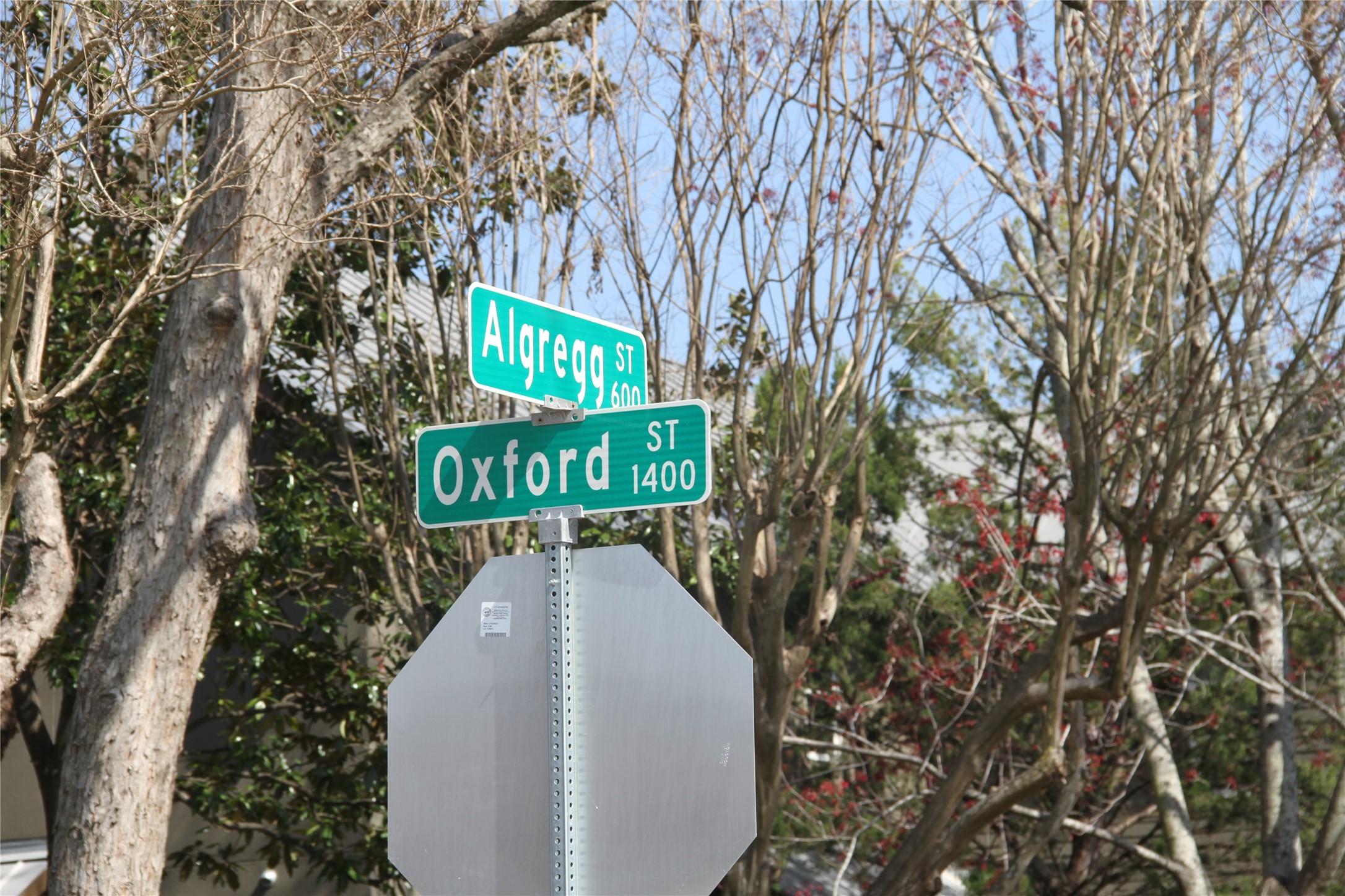 1420 Oxford Street Property Photo 2