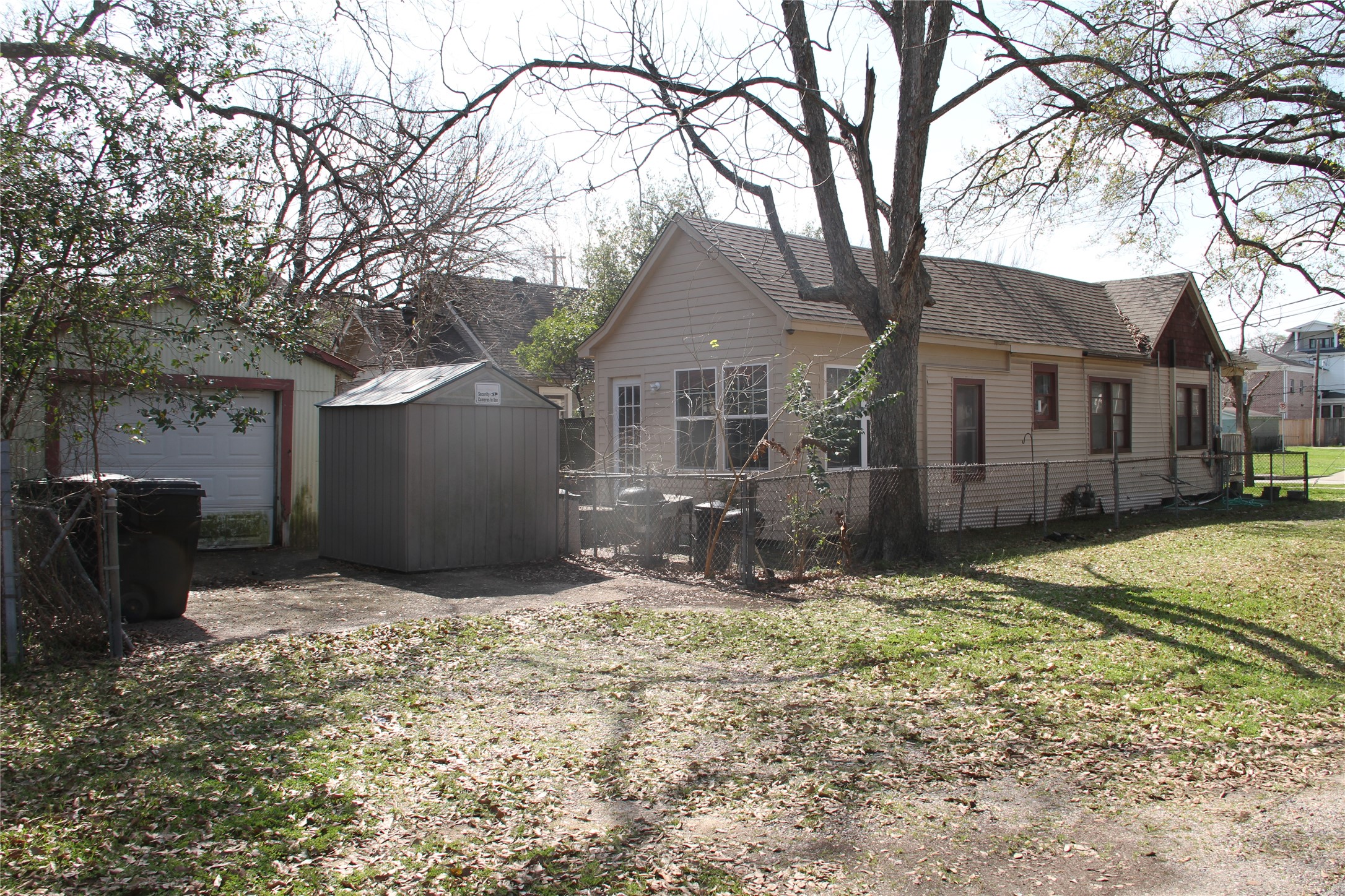 1420 Oxford Street Property Photo 5