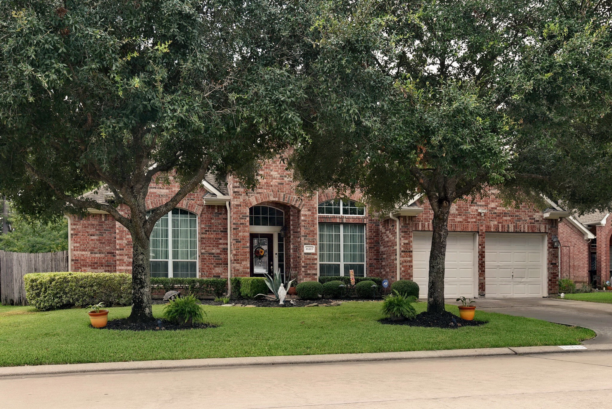 16815 Coronado Springs Drive Property Photo 1