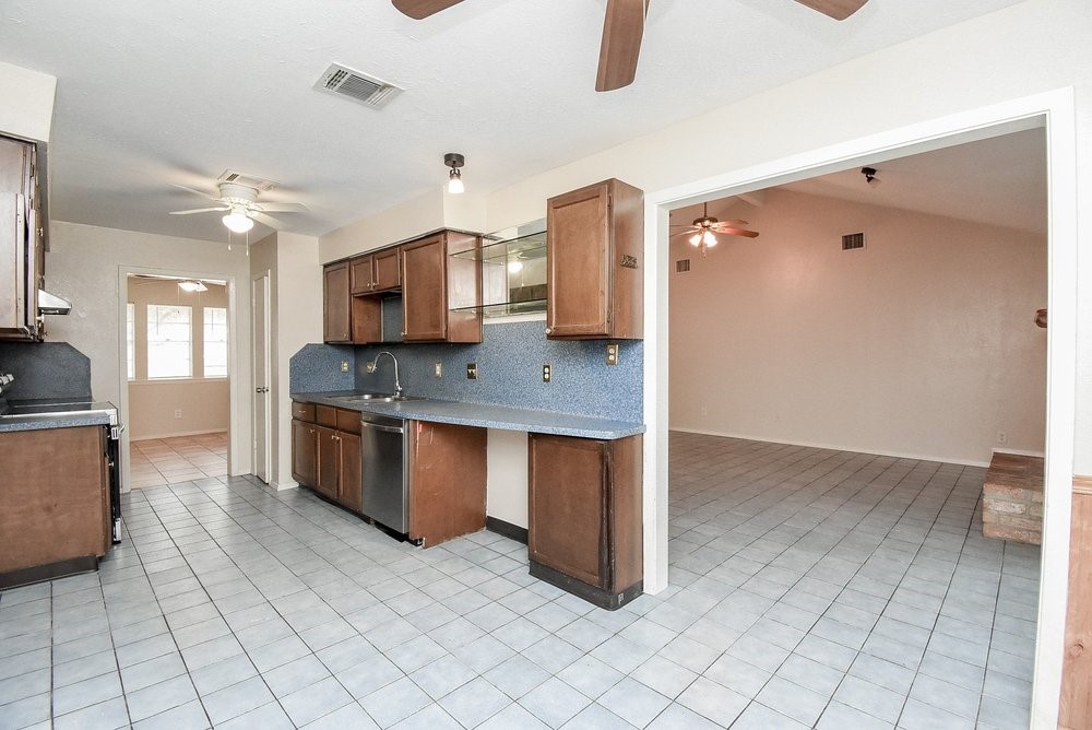22814 Coriander Drive Property Photo 13