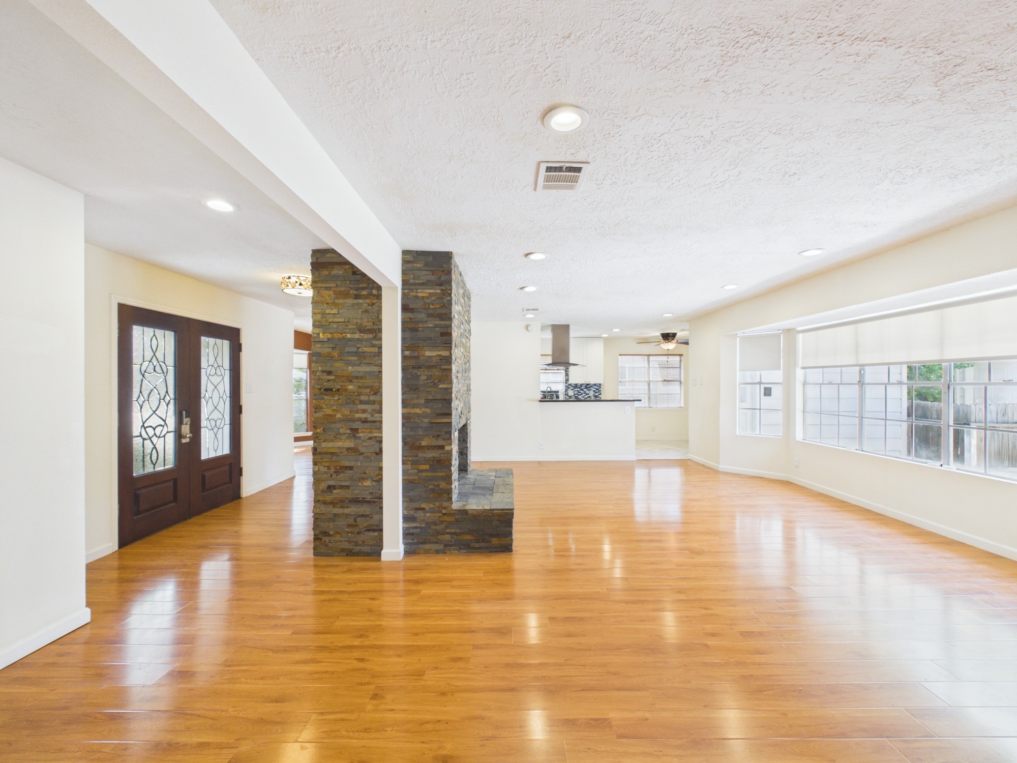 12842 Westmere Drive Property Photo 15