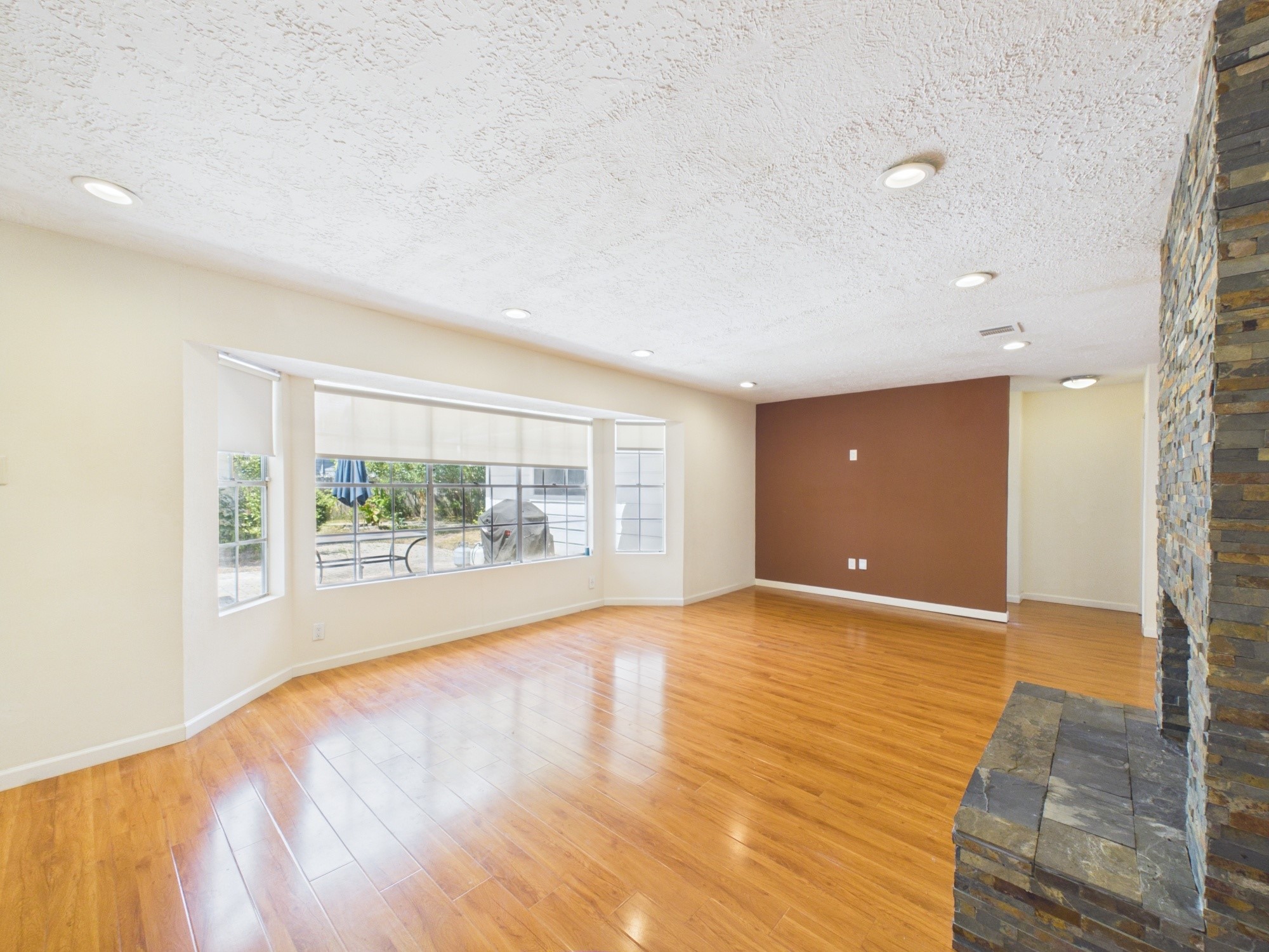 12842 Westmere Drive Property Photo 17