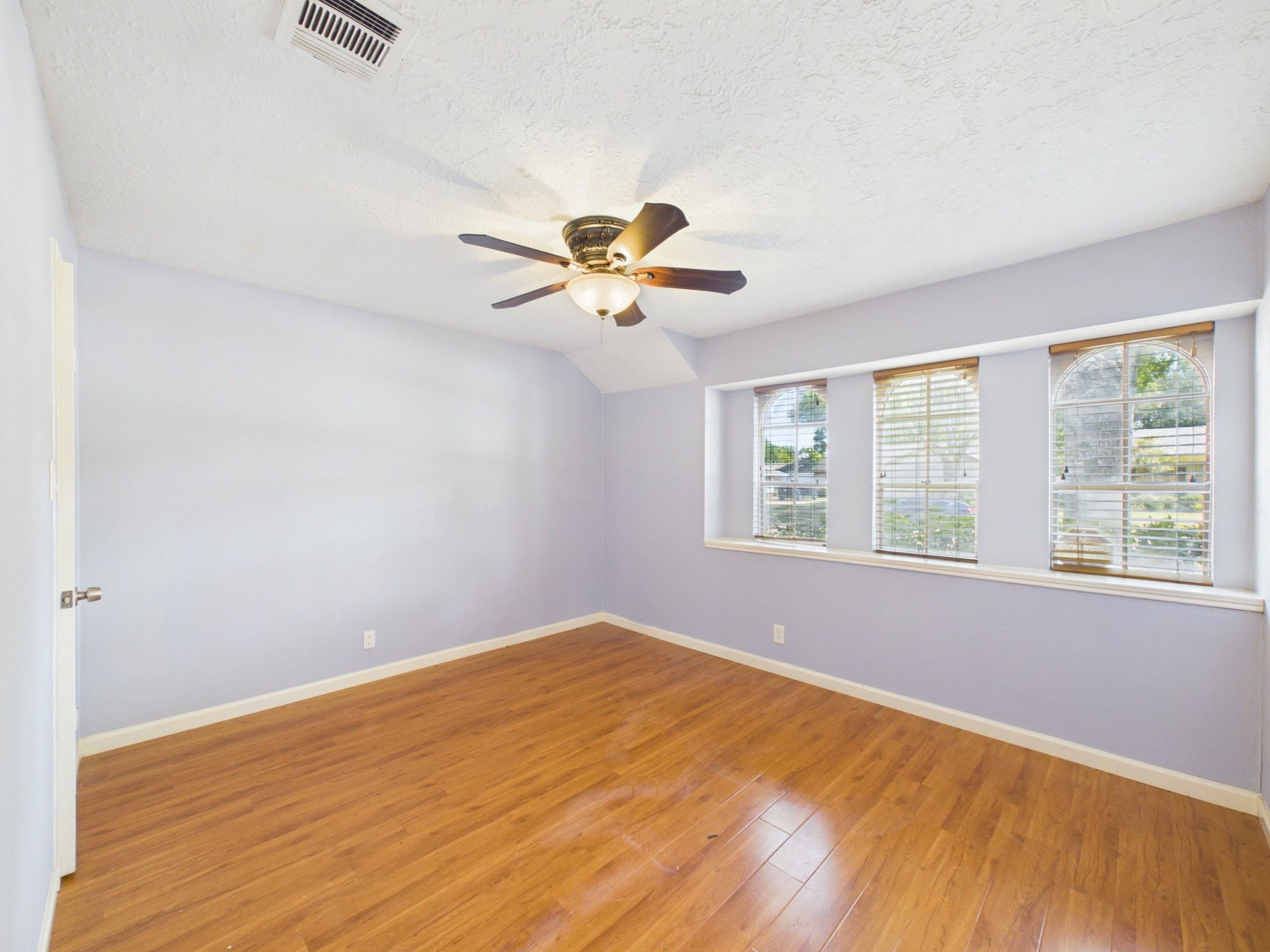 12842 Westmere Drive Property Photo 20