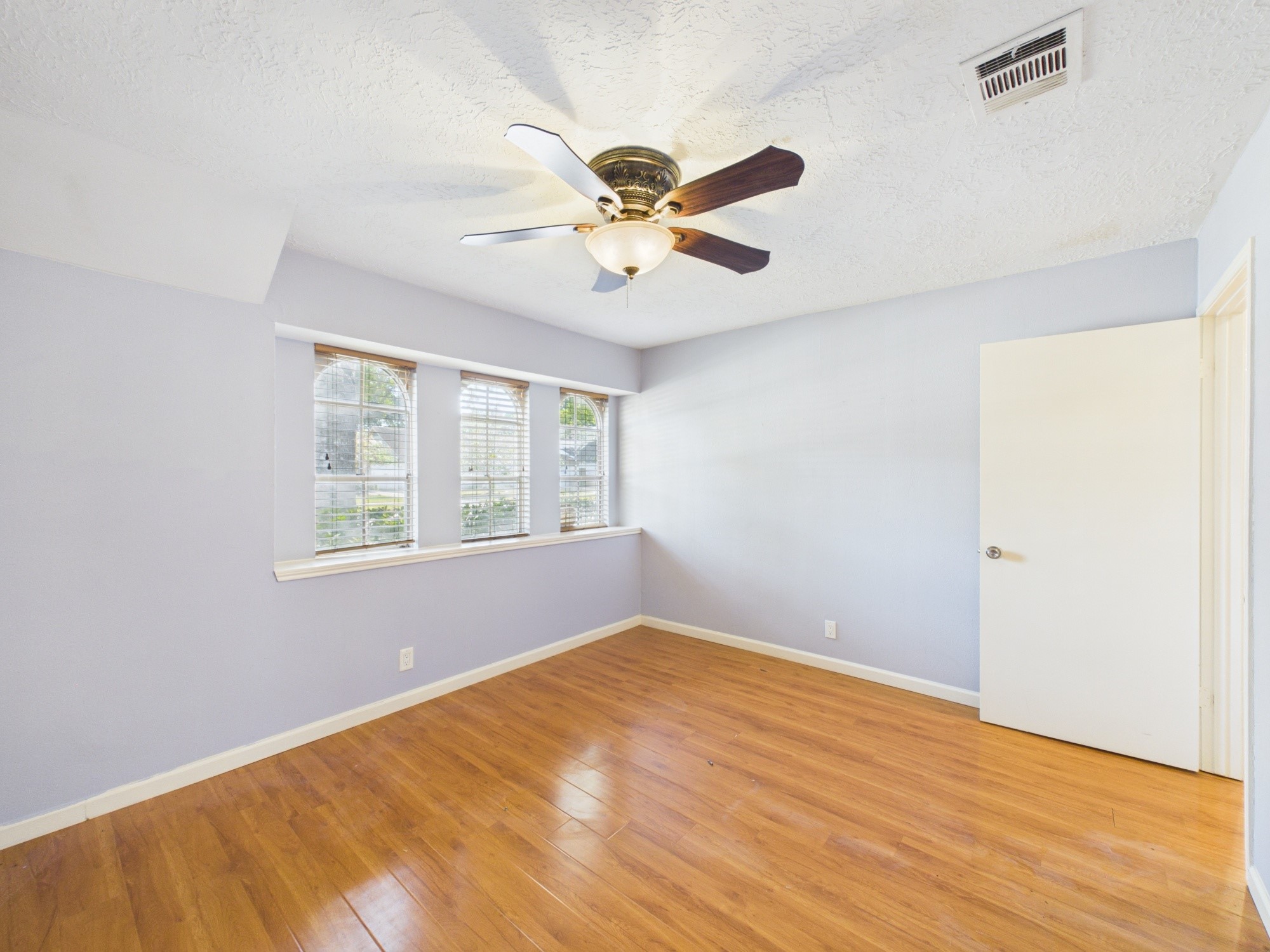 12842 Westmere Drive Property Photo 21