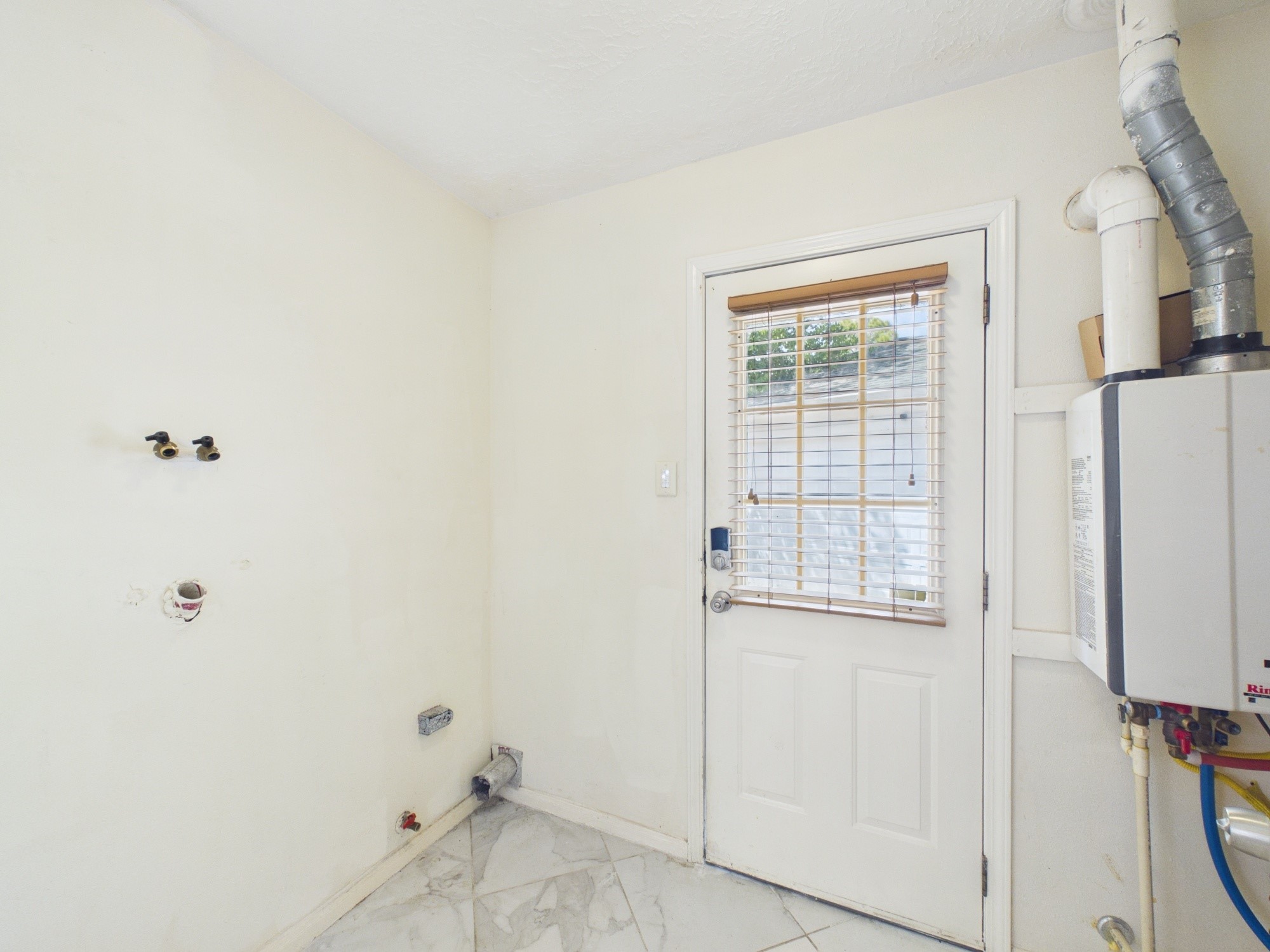 12842 Westmere Drive Property Photo 38