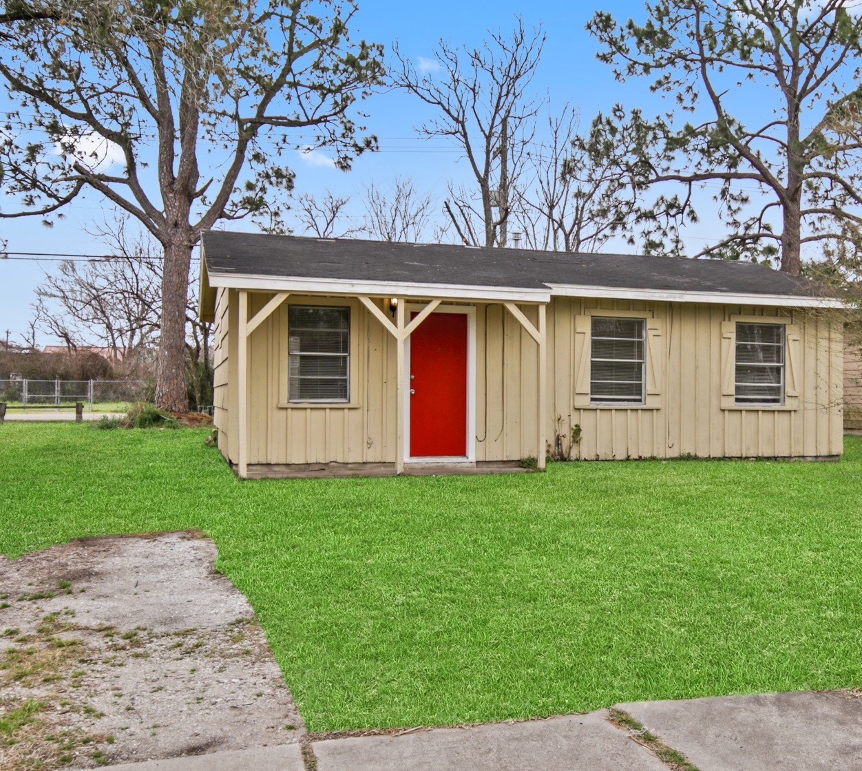 612 Marshall Road Property Photo 1