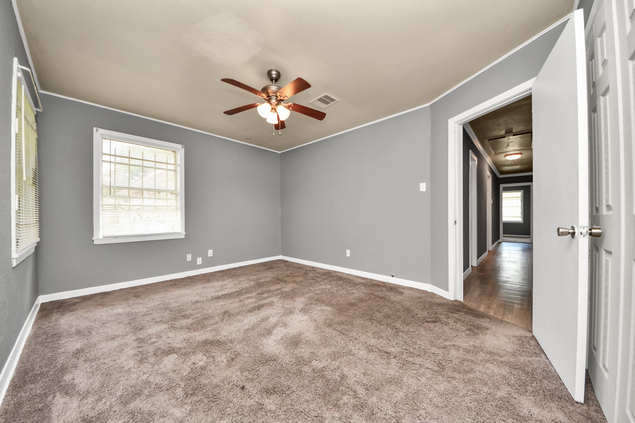 3214 Tuam St Property Photo 21