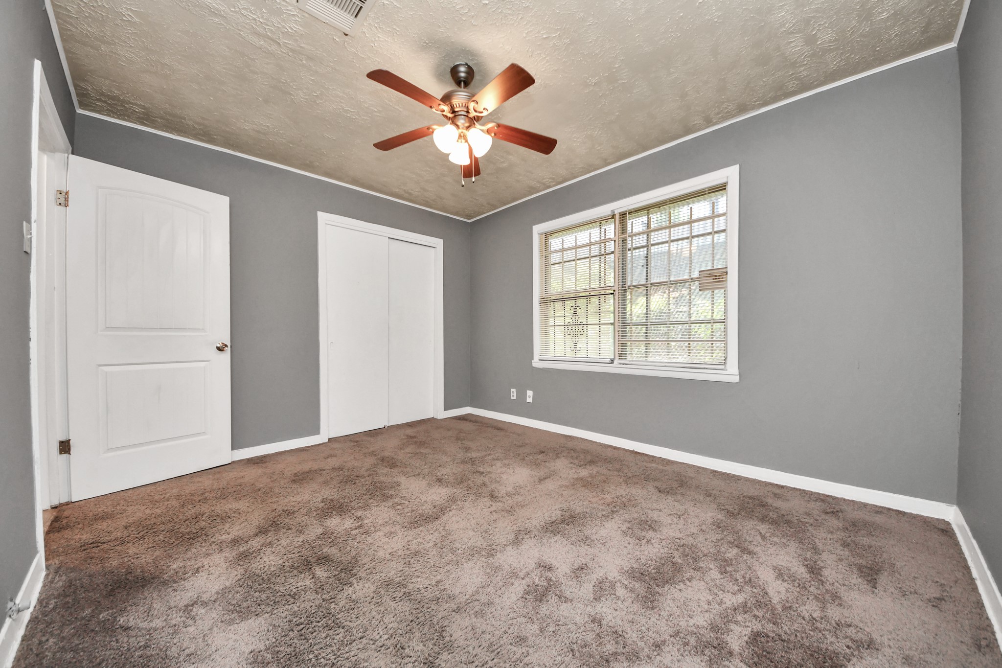 3214 Tuam St Property Photo 26