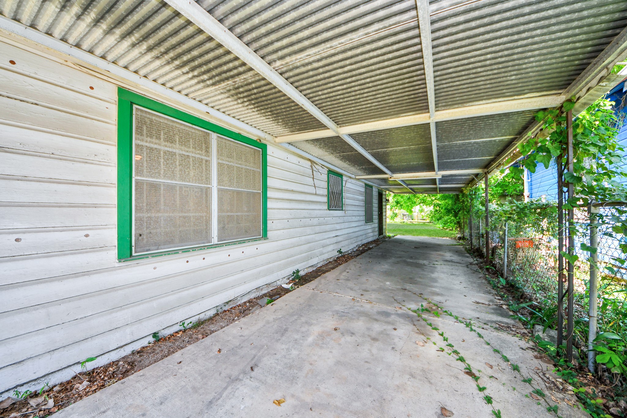 3214 Tuam St Property Photo 30