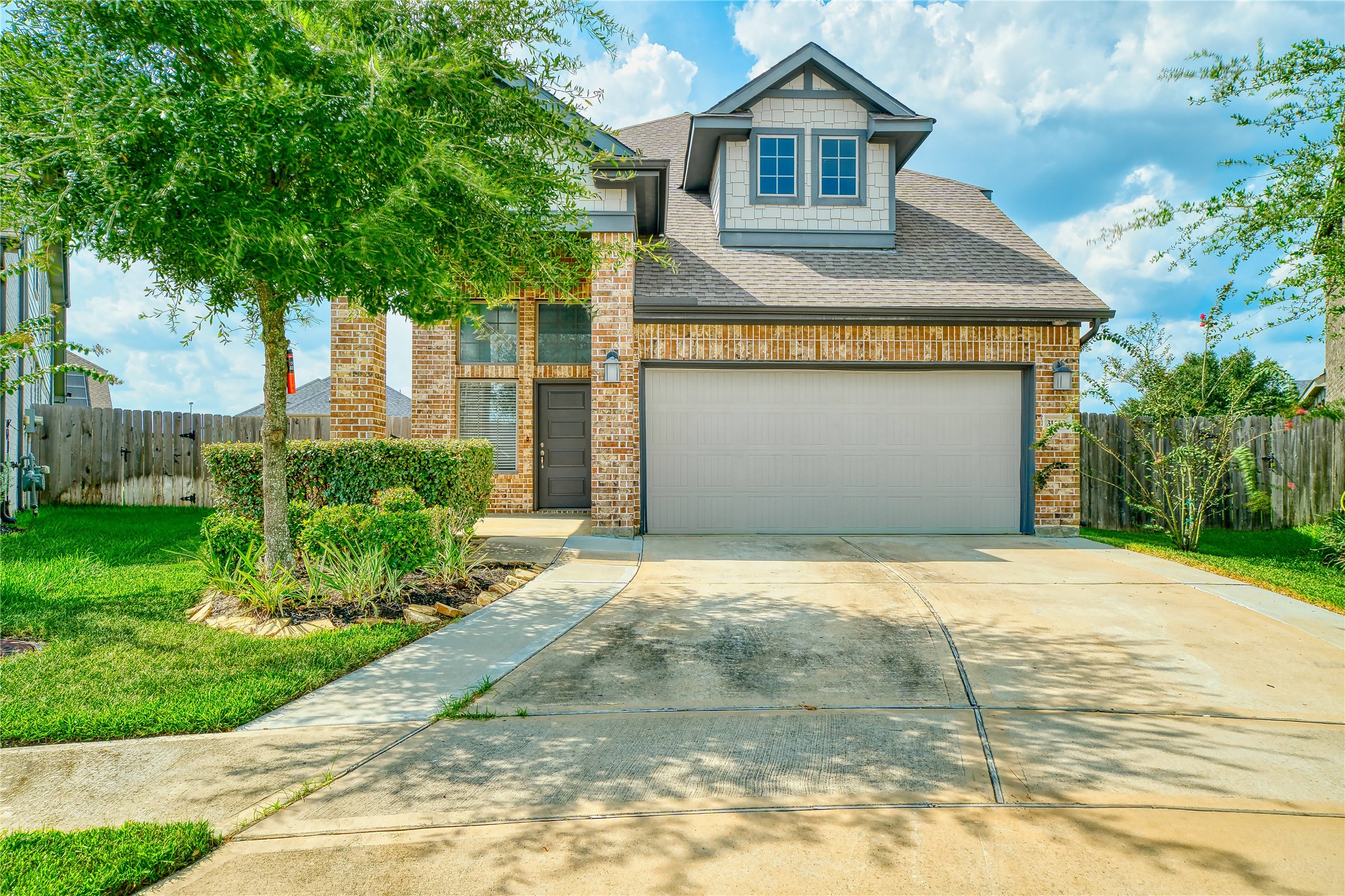 31110 Camden Bluff Circle Property Photo 2