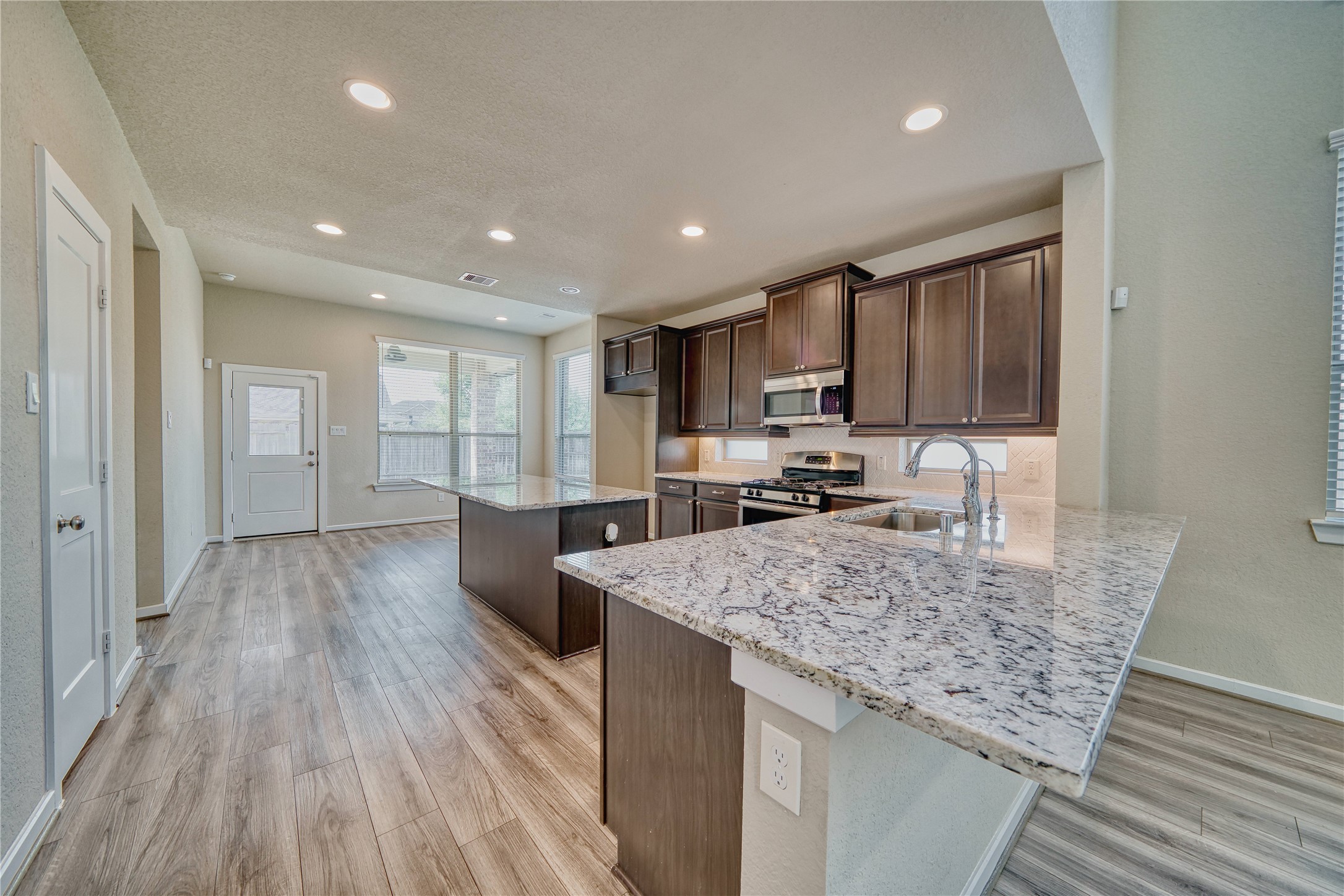 31110 Camden Bluff Circle Property Photo 9