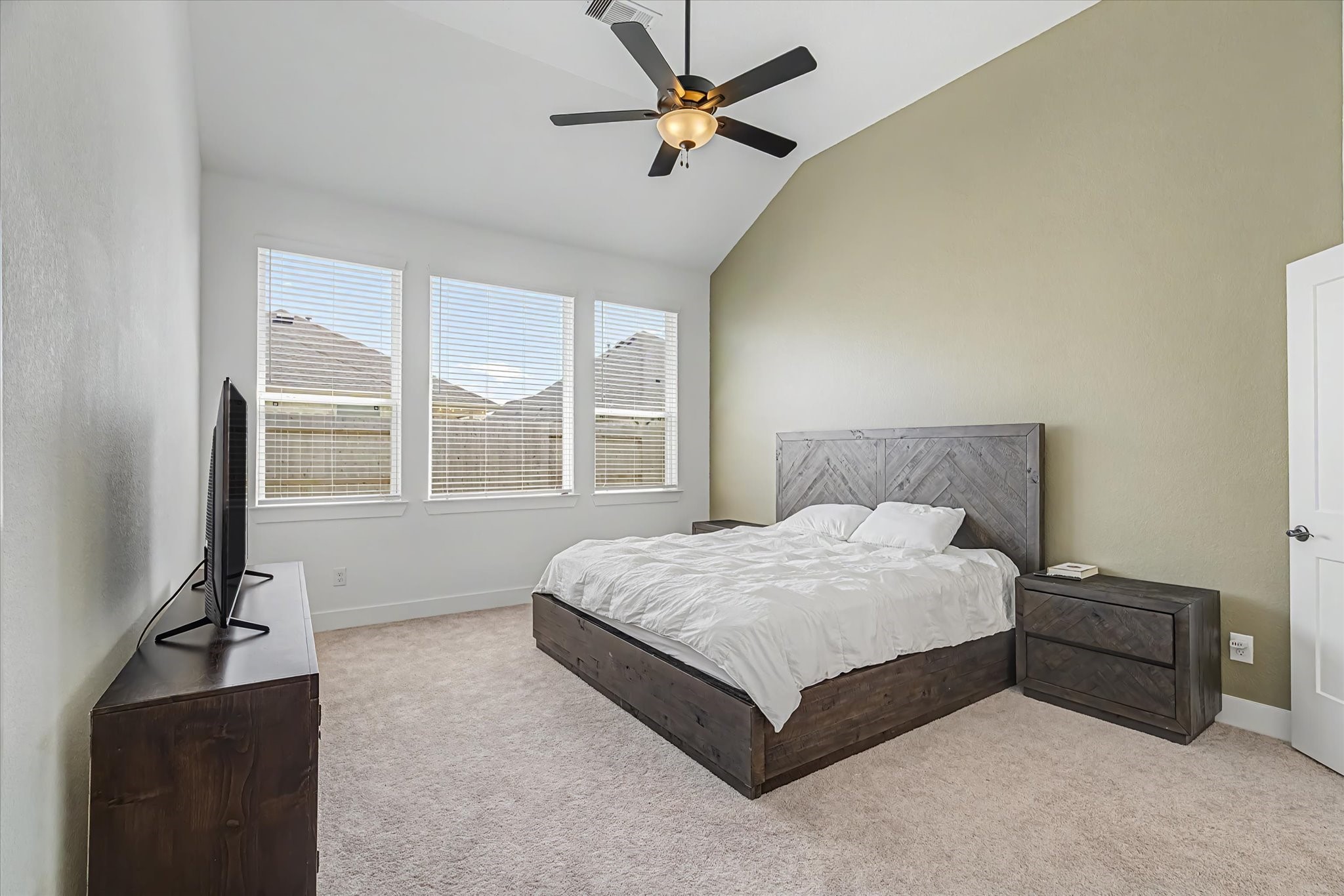 3851 Mulberry Farms Drive Property Photo 17