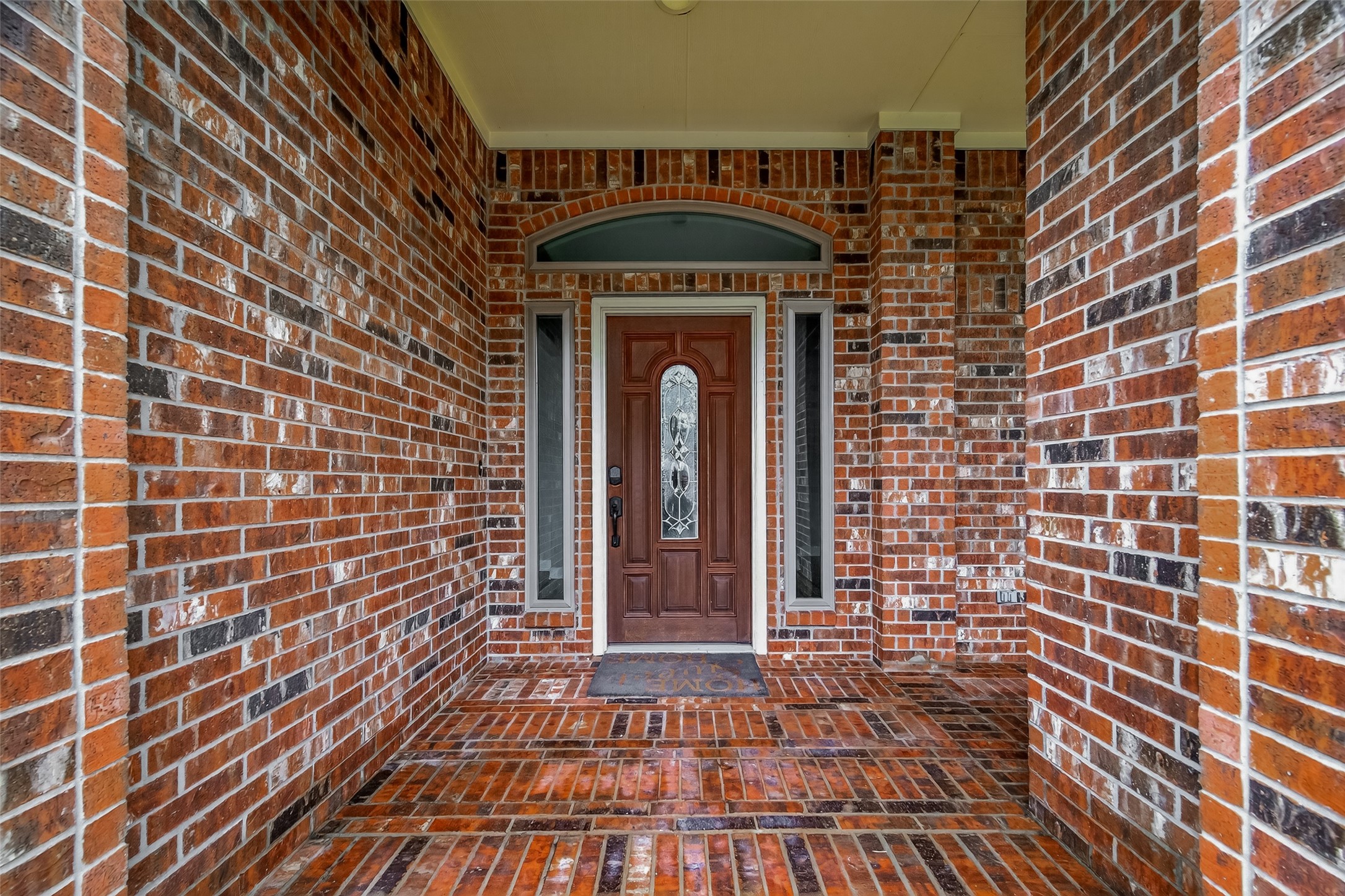 51 English Oak Court Property Photo 5