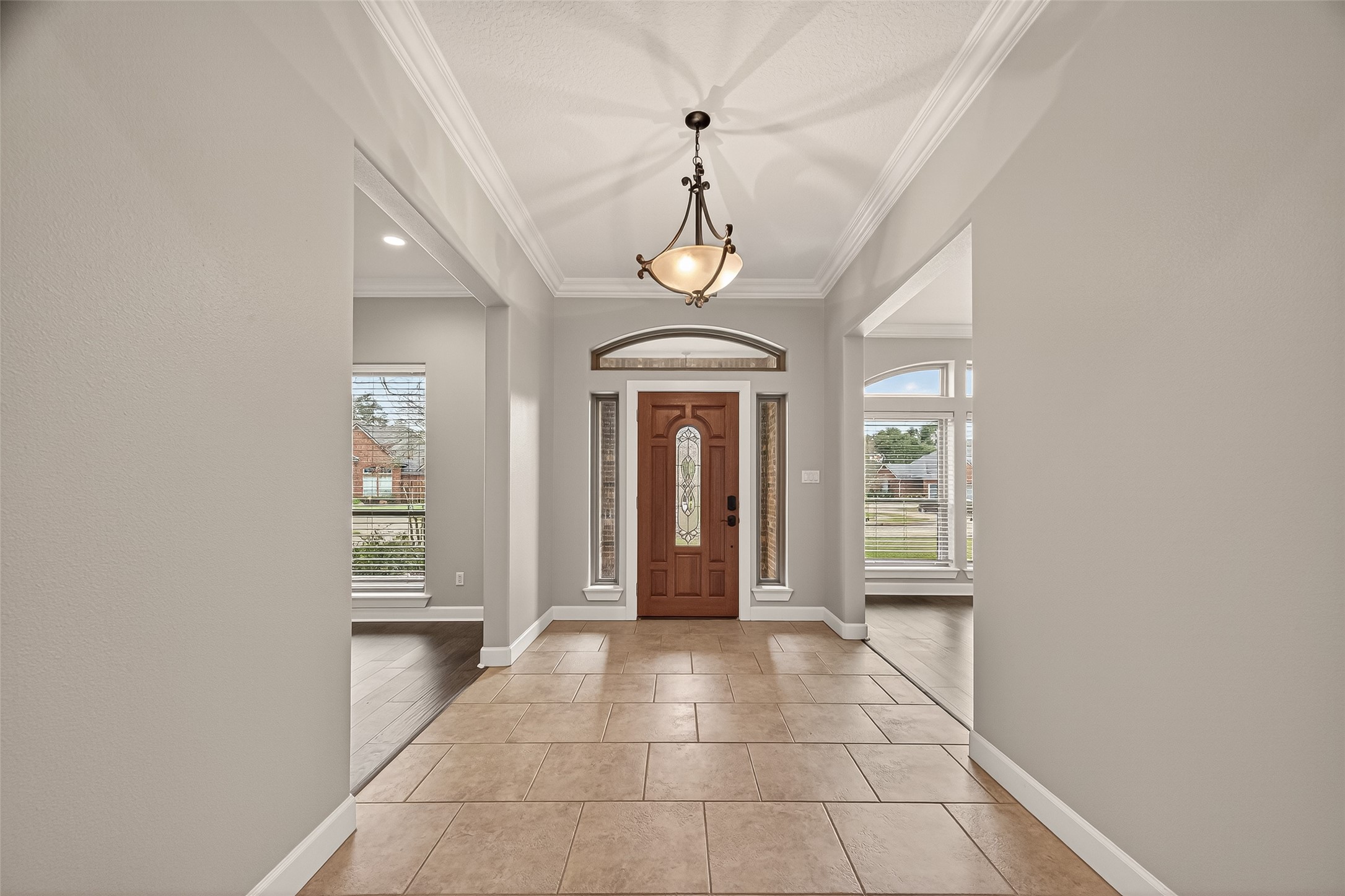 51 English Oak Court Property Photo 6