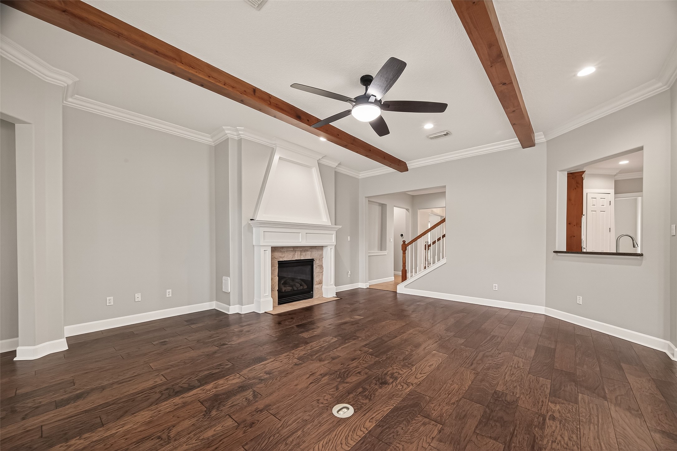 51 English Oak Court Property Photo 13