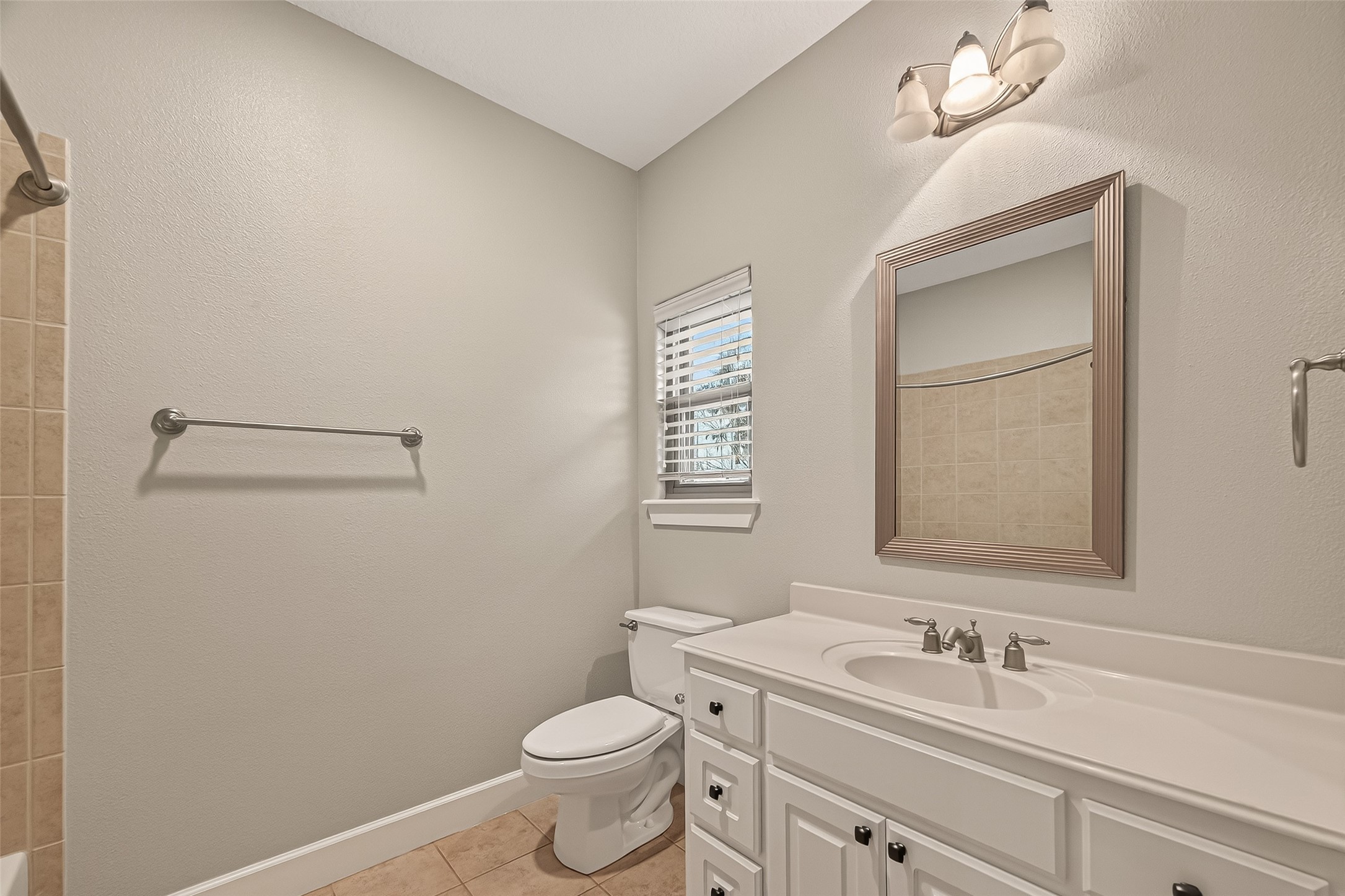 51 English Oak Court Property Photo 25