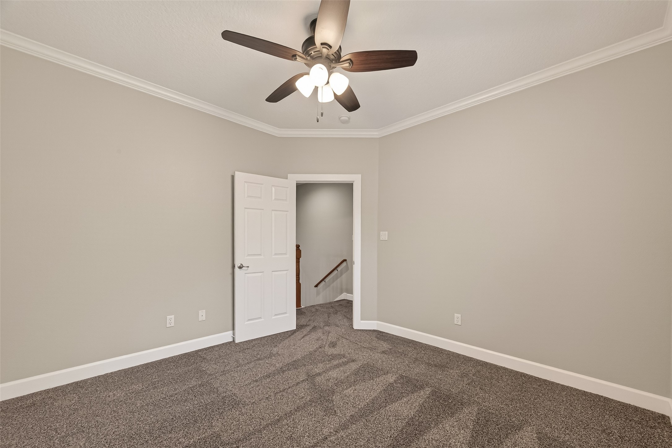 51 English Oak Court Property Photo 27