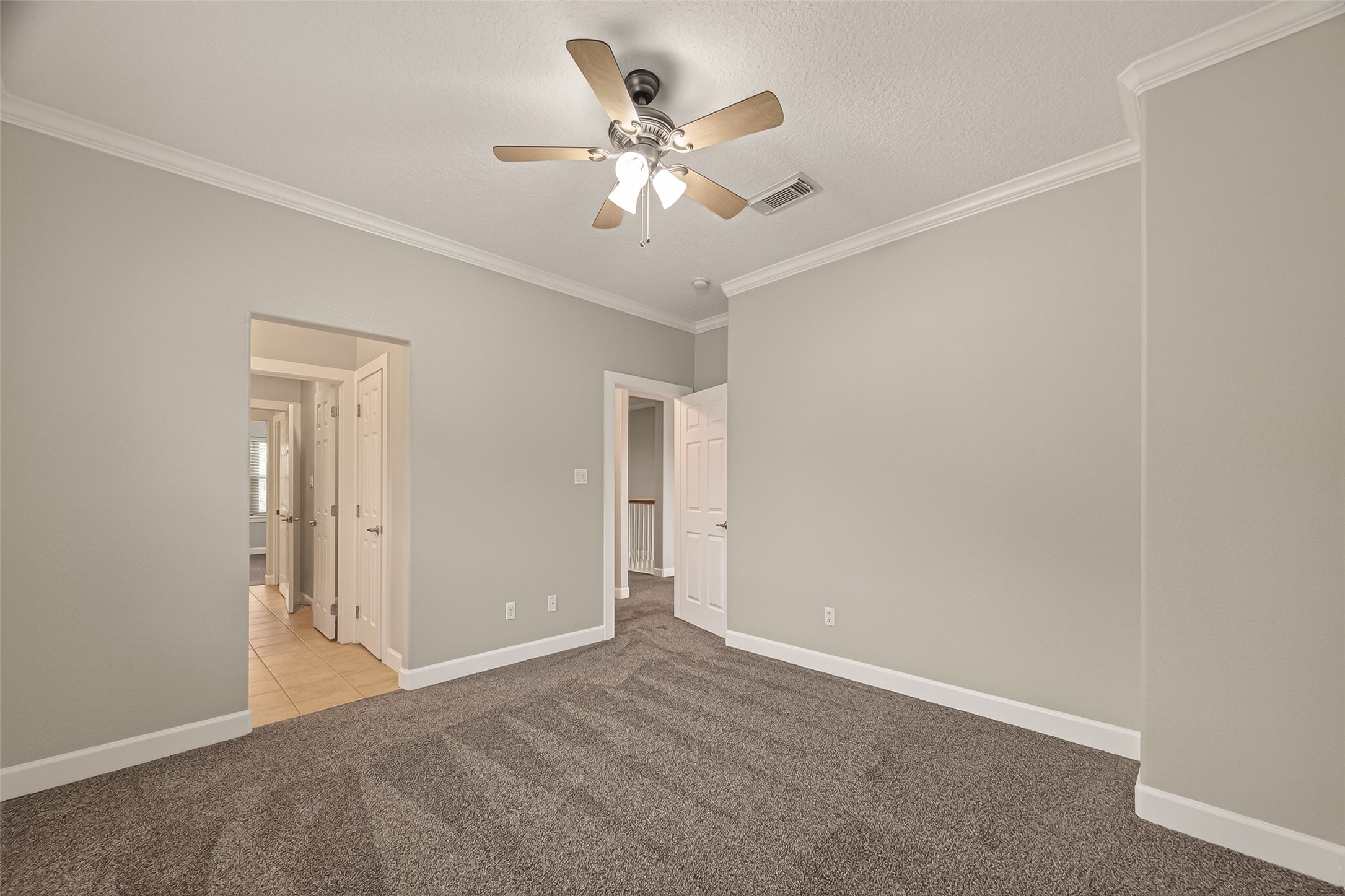 51 English Oak Court Property Photo 33