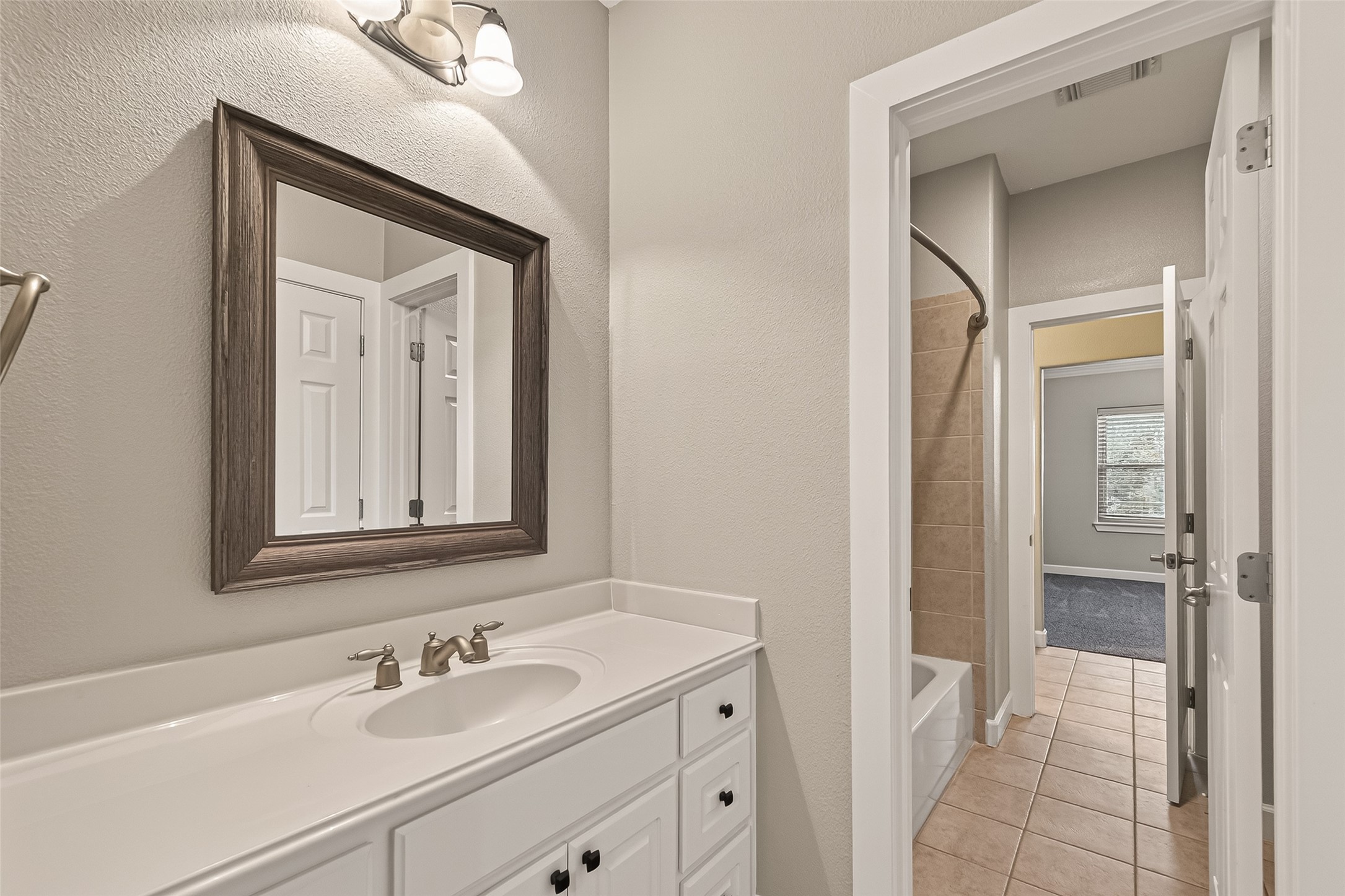51 English Oak Court Property Photo 34